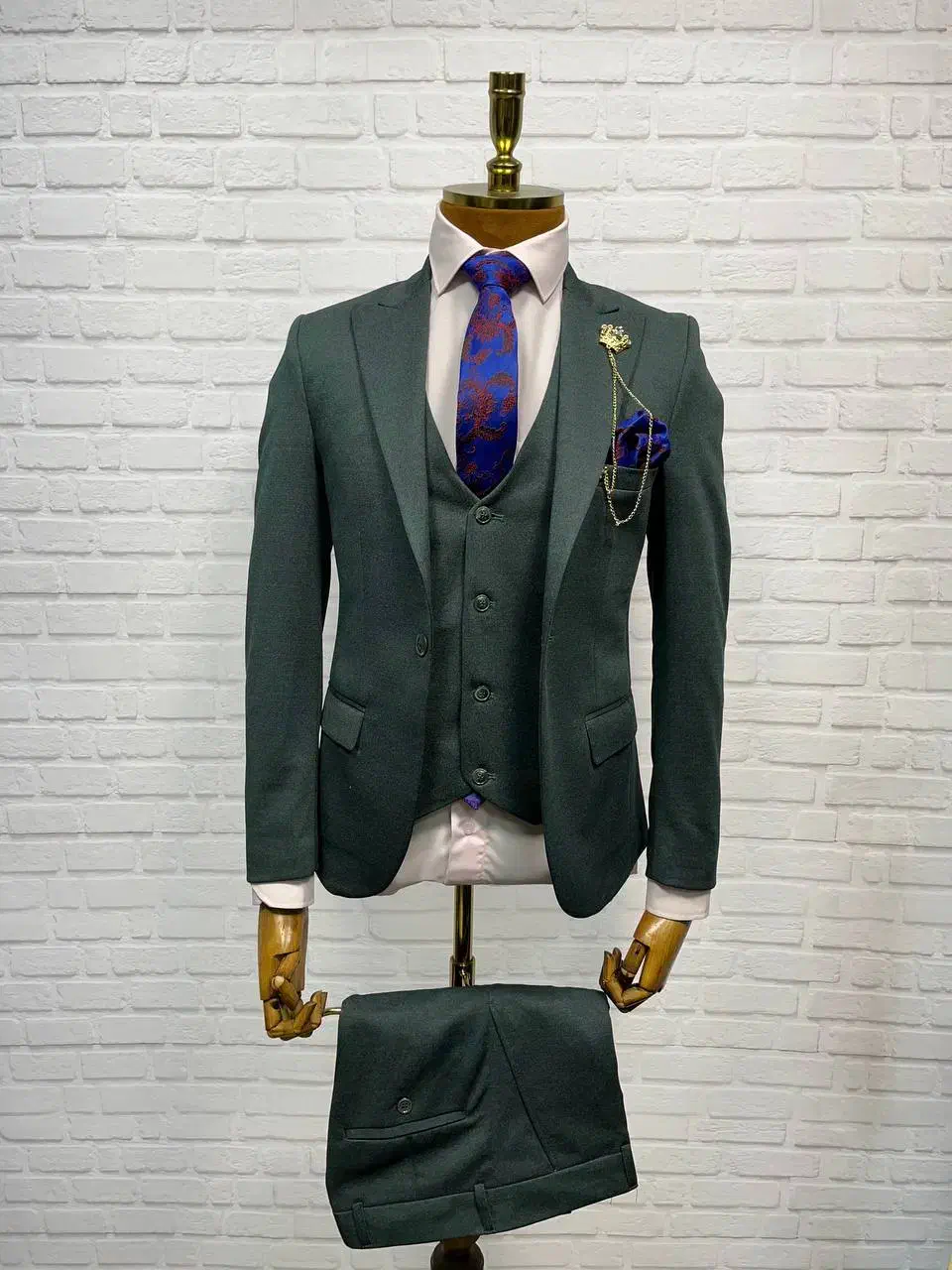 کت شلوار باجلیقه زیر فی فقط ۱/۹۸۵تومان(پوشاک مدرن)|لباس|بیرجند, |دیوار