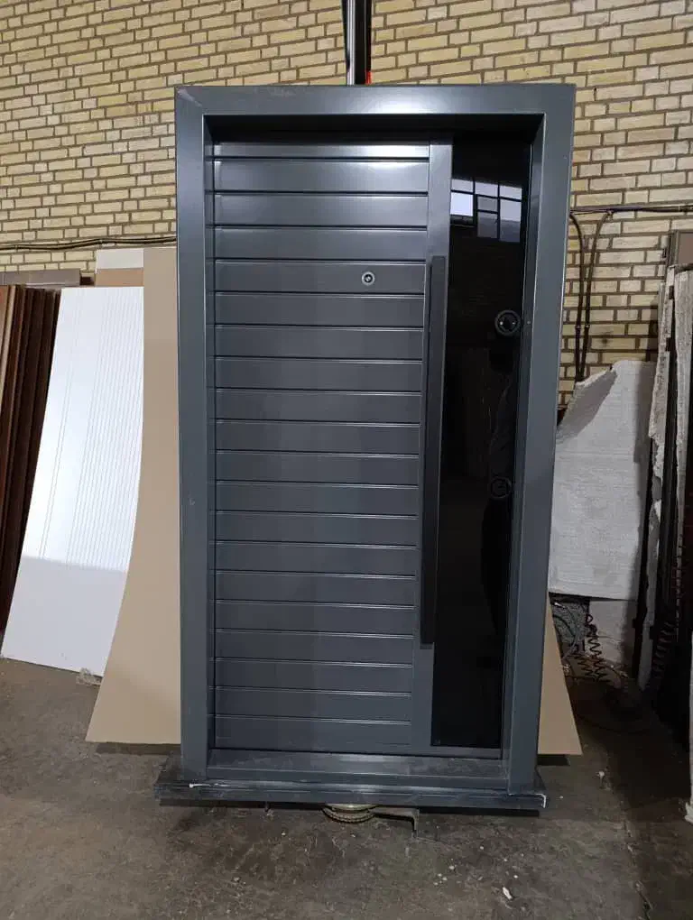 درب ضد سرقت و اتاقی و قفل و دستگیره|مصالح و تجهیزات ساختمان|بندرعباس, |دیوار