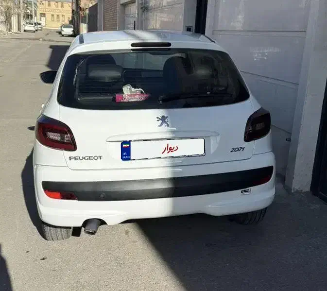 پژو ۲۰۷ کم کار مدل ۱۴۰۳|خودرو سواری و وانت|سیرجان, |دیوار