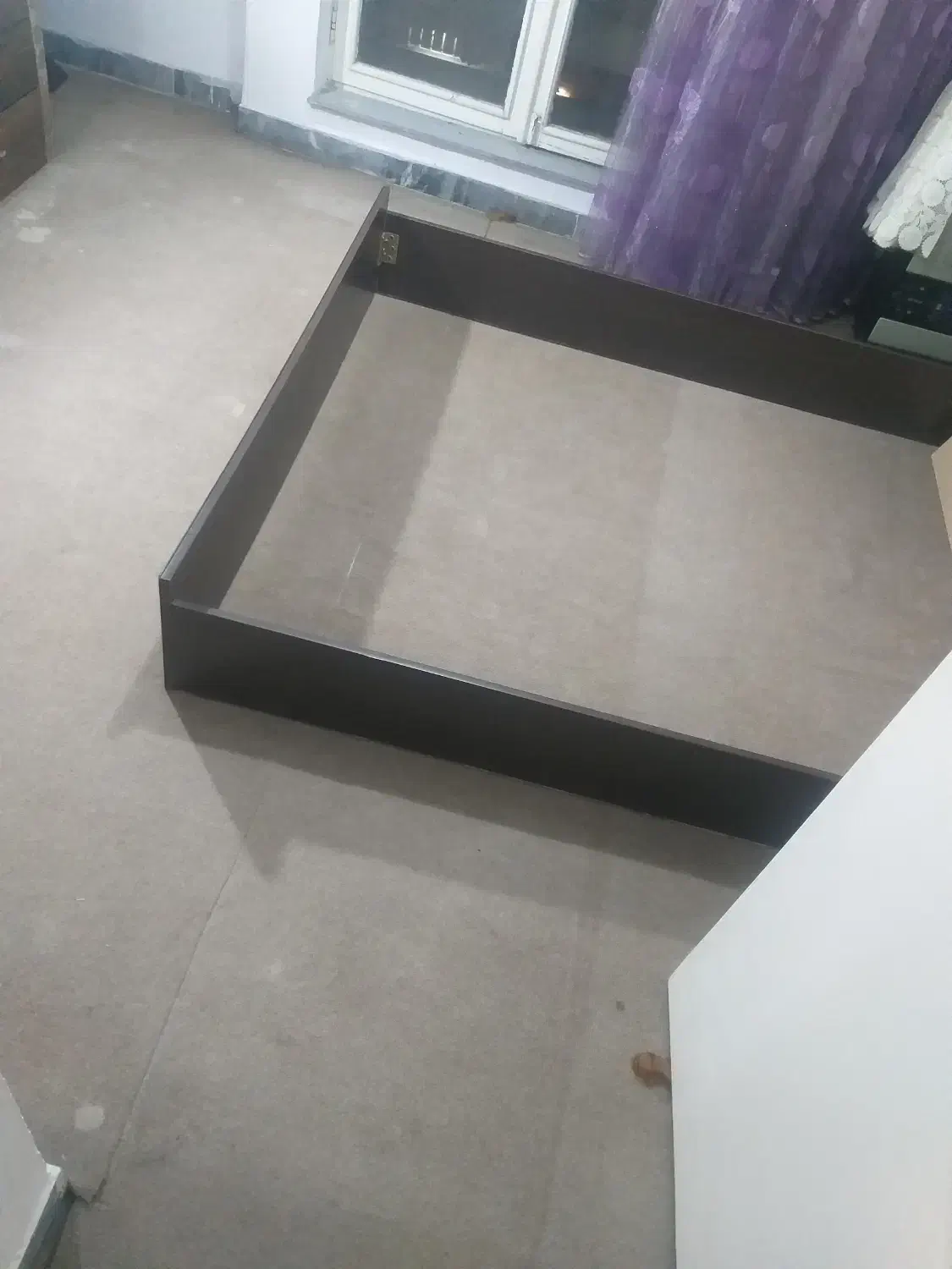 موکت قهوه ایی|موکت|رشت, رودباری|دیوار