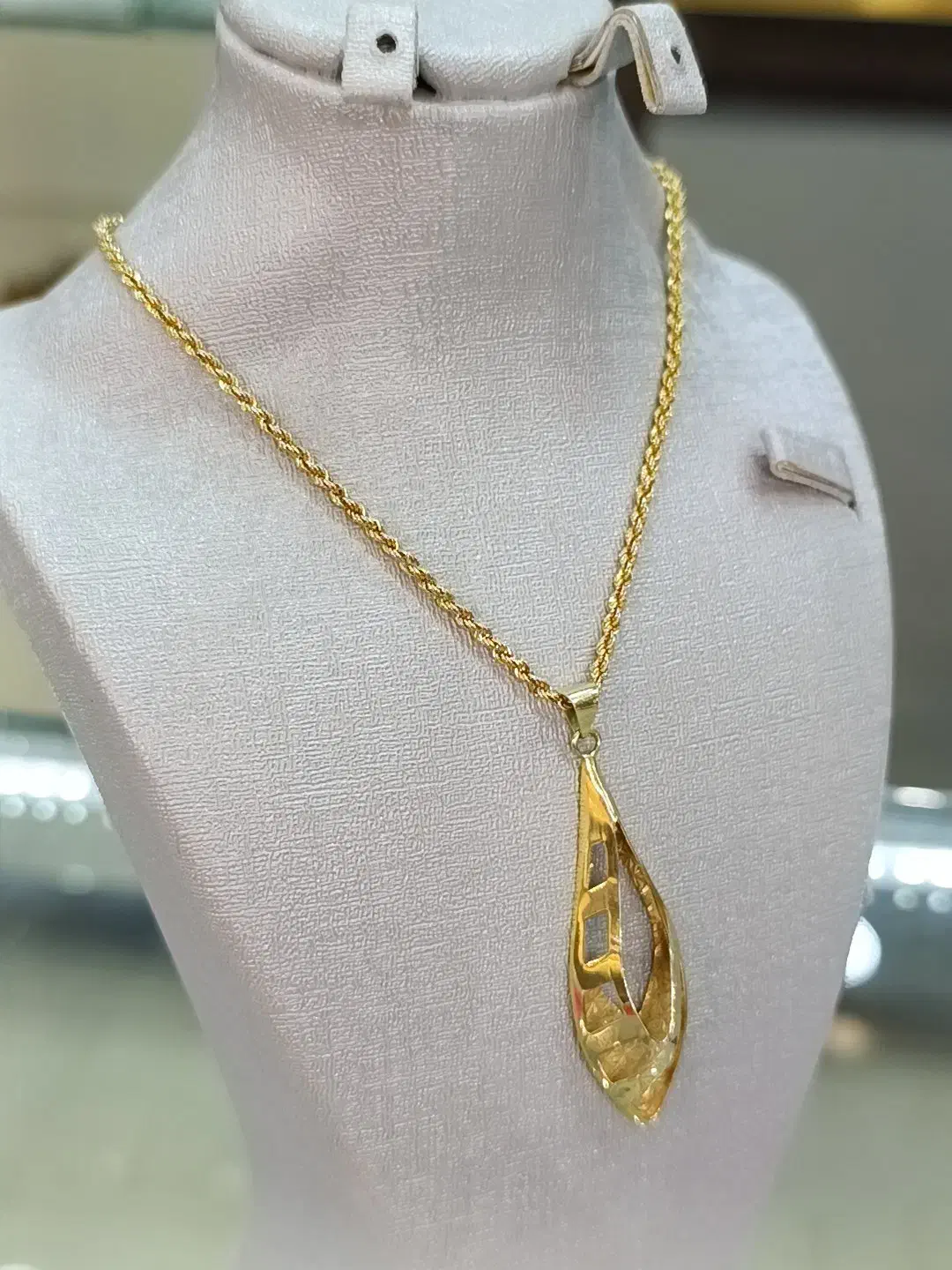 دستبند قفلی امگا بی اجرت|جواهرات|ایلام, |دیوار