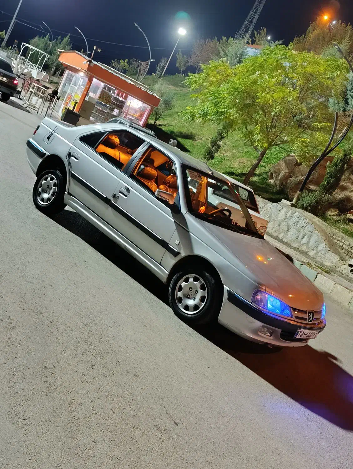 پژو پارس|خودرو سواری و وانت|بروجرد, |دیوار