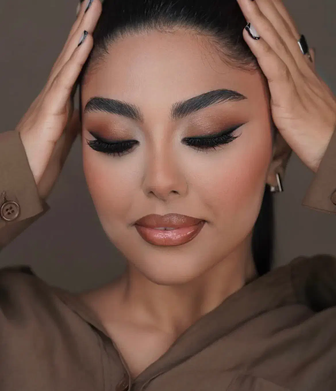 میکاپ و شینیون تخصصی عروس و همراهی|خدمات آرایشگری و زیبایی|ماهان, |دیوار