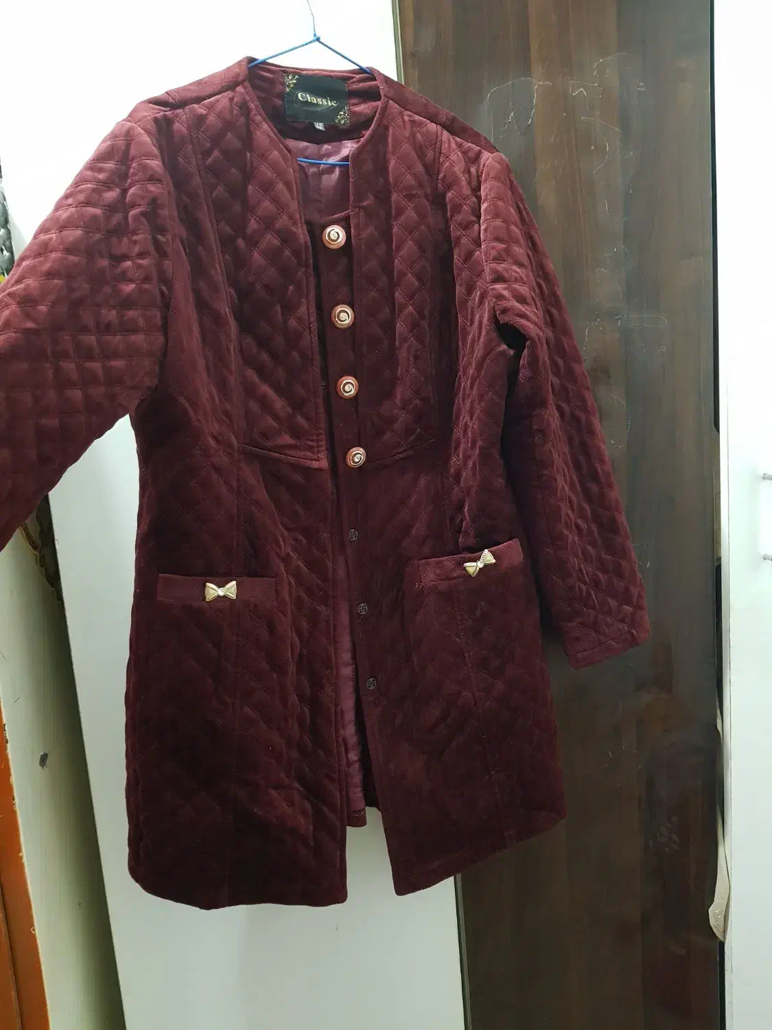 پالتو مخمل زرشکی درحد نو با شالش|لباس|مشهد, زیرکن|دیوار