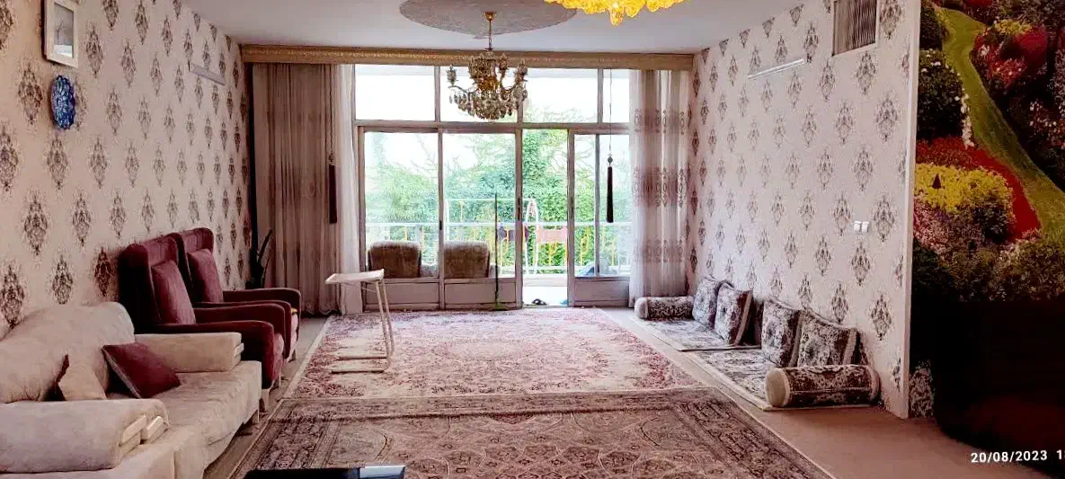 فروش ویلایی سه طبقه/ تاپ لوکیشن / ۵ روی پیلوت|فروش خانه و ویلا|اصفهان, شیخ اشراق|دیوار