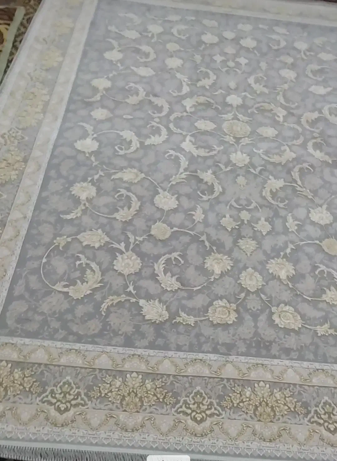 فرش گل برجسته طلا کوب 9متری نو|فرش|رشتخوار, |دیوار