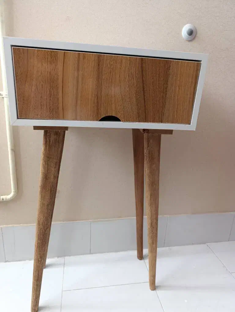 میز تلفن|میز تلفن|بیرجند, |دیوار