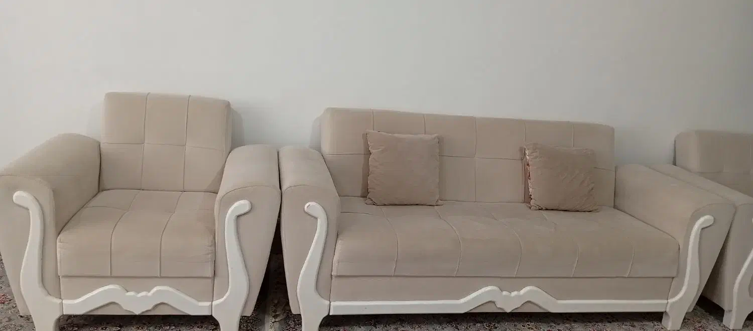 مبل راحتی هشت نفره سالم و بدون عیب|مبلمان خانگی و میز عسلی|مهاباد (آذربایجان غربی), |دیوار