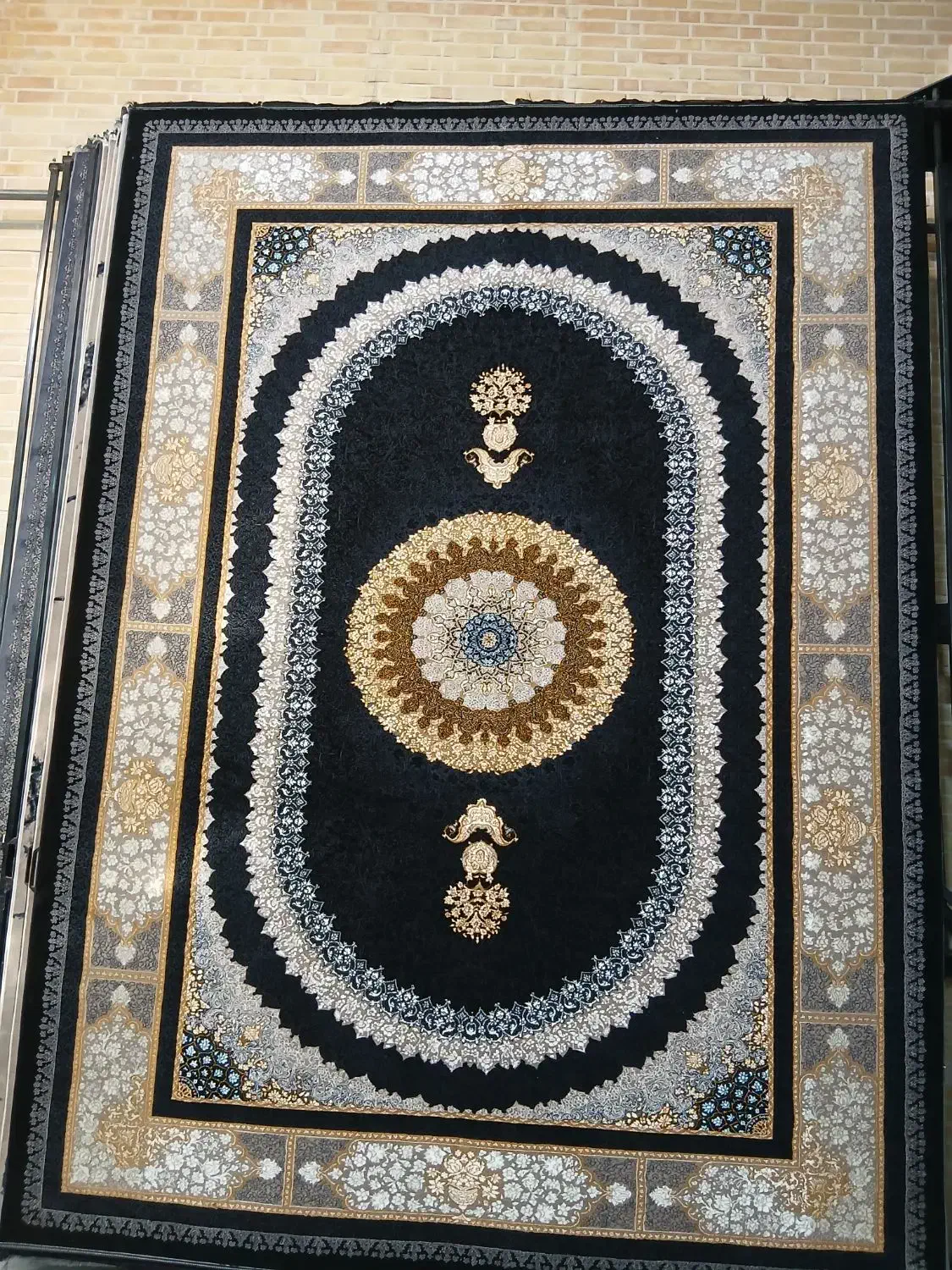 فرش ماشینی|فرش|رودبار, |دیوار