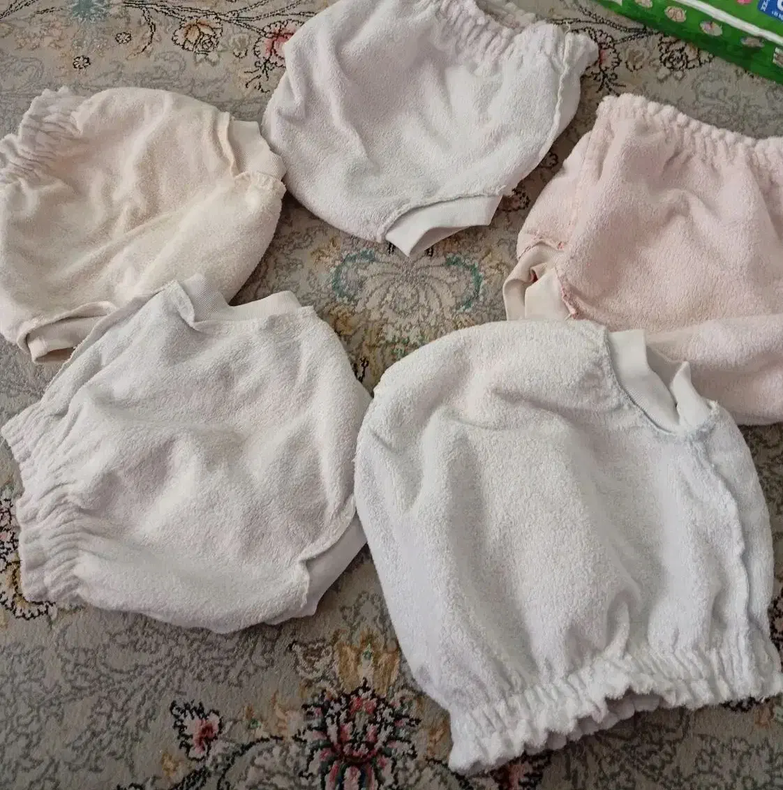 شورت آموزشی|کفش و لباس بچه|قم, وادی السلام|دیوار