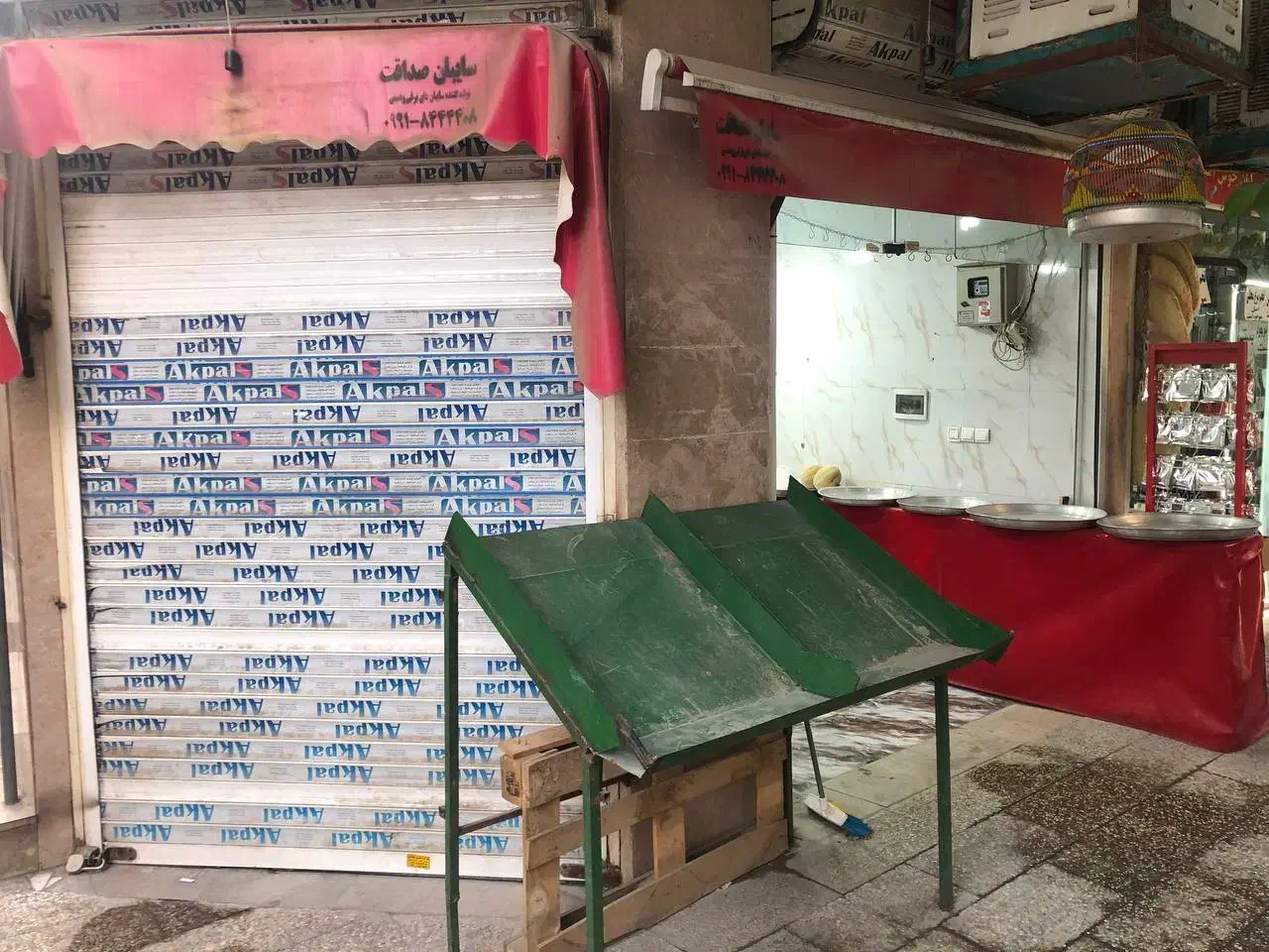 اجاره یا رهن مغازه 40 متری  نبش برای میوه فروشی|اجارهٔ مغازه و غرفه|نسیم‌شهر, |دیوار