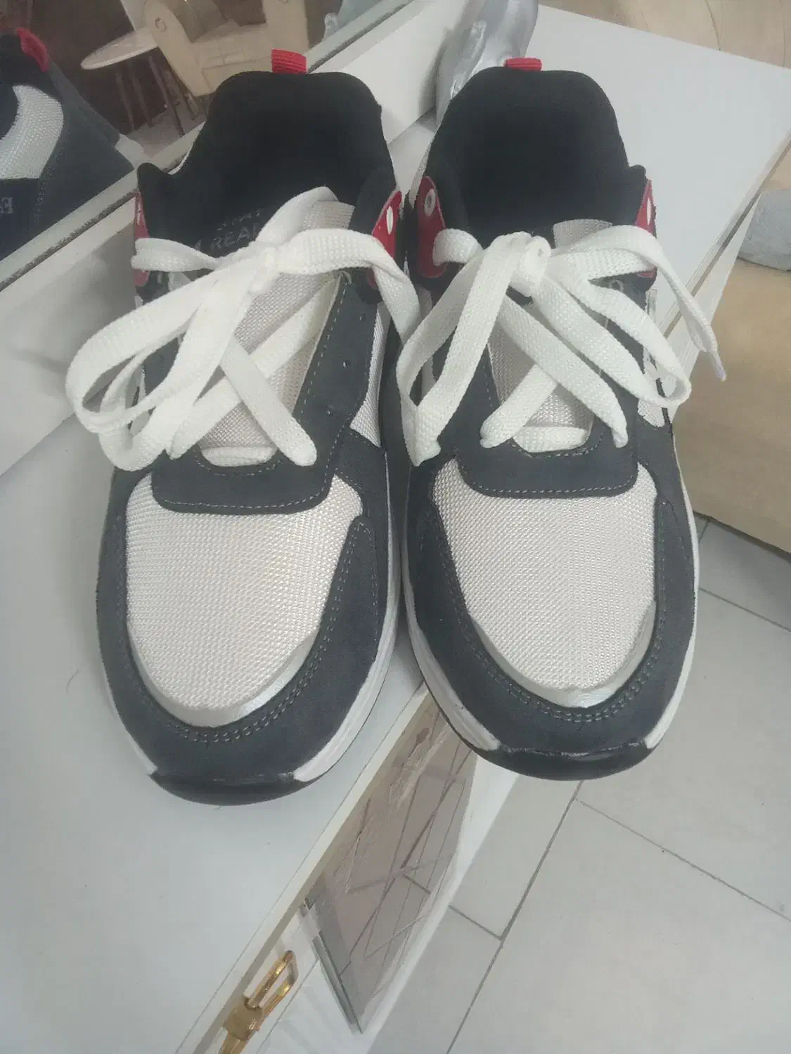 کتونی نو|کیف، کفش، کمربند|پردیس, فاز ۵|دیوار