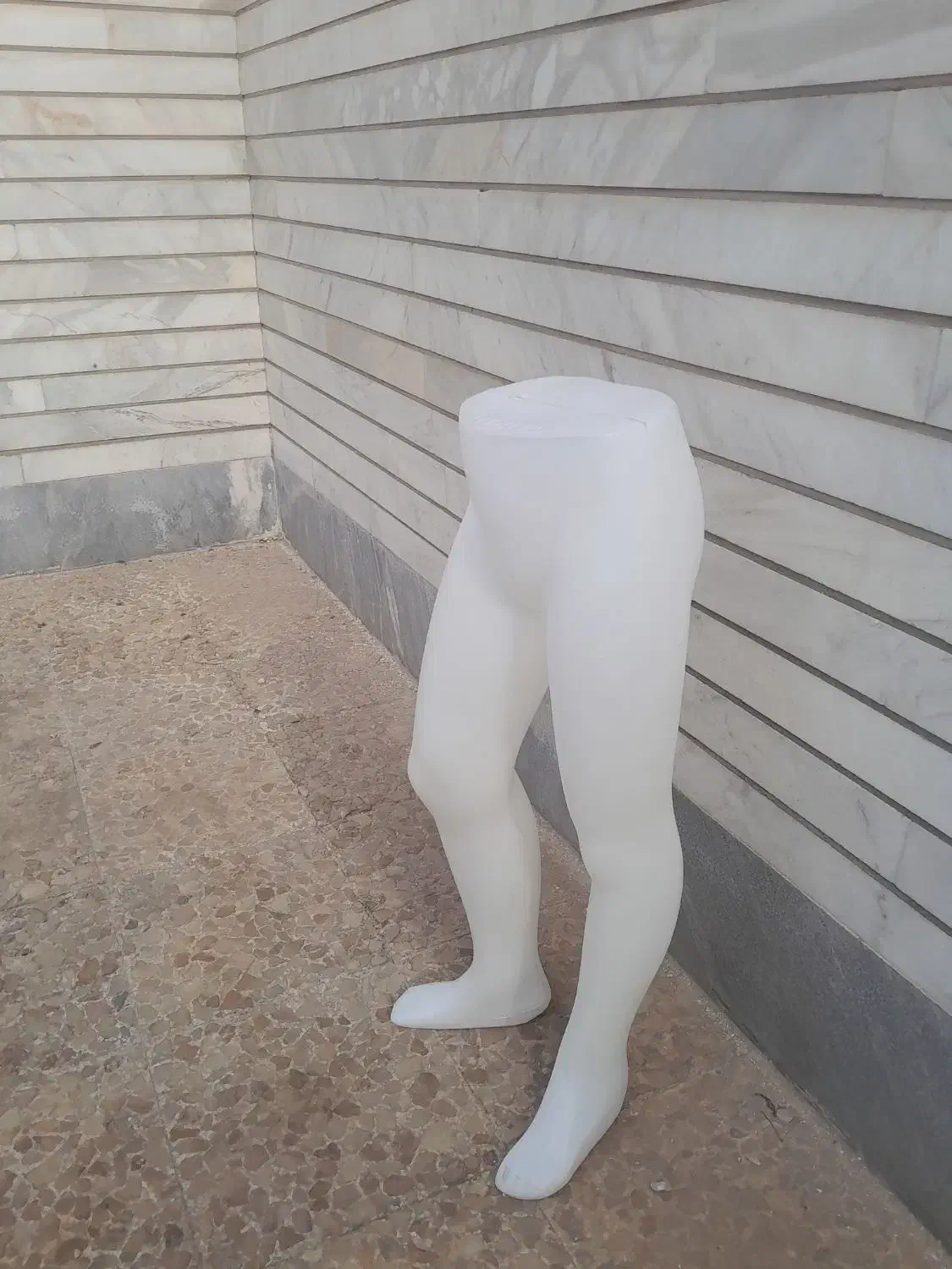 مانکن و لباس اویز|فروشگاه و مغازه|اهواز, پادادشهر|دیوار