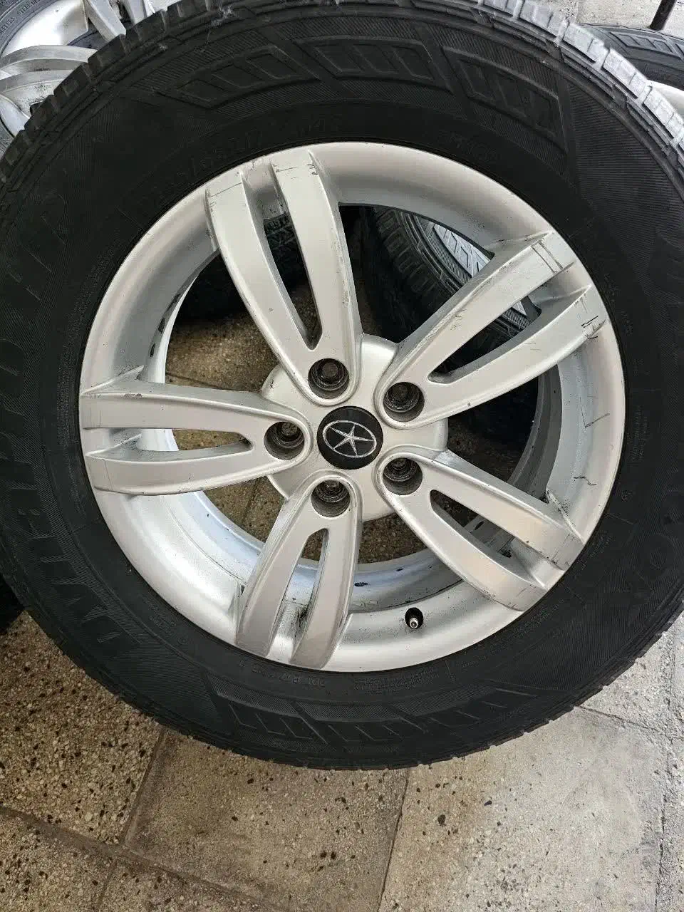 رینگ و لاستیک جک s5|قطعات یدکی و لوازم جانبی|قم, علی آباد سعدگان|دیوار