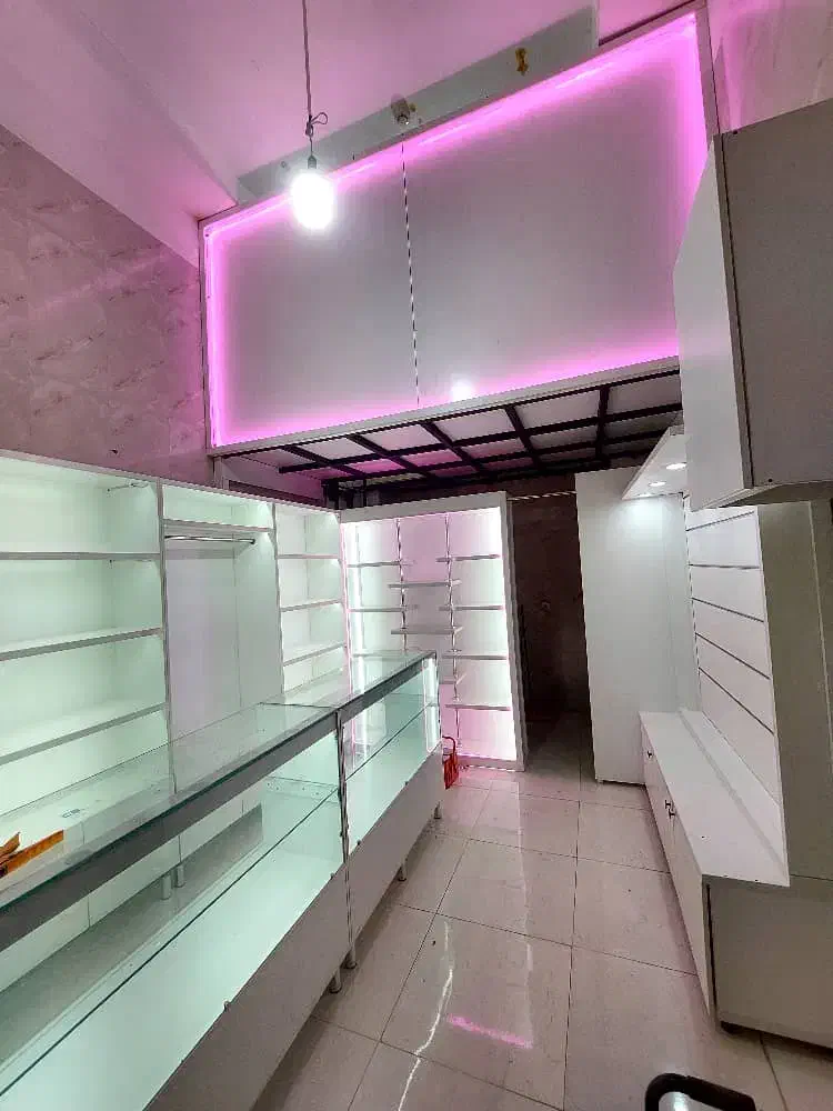 استند و رگال|حراج|قزوین, |دیوار