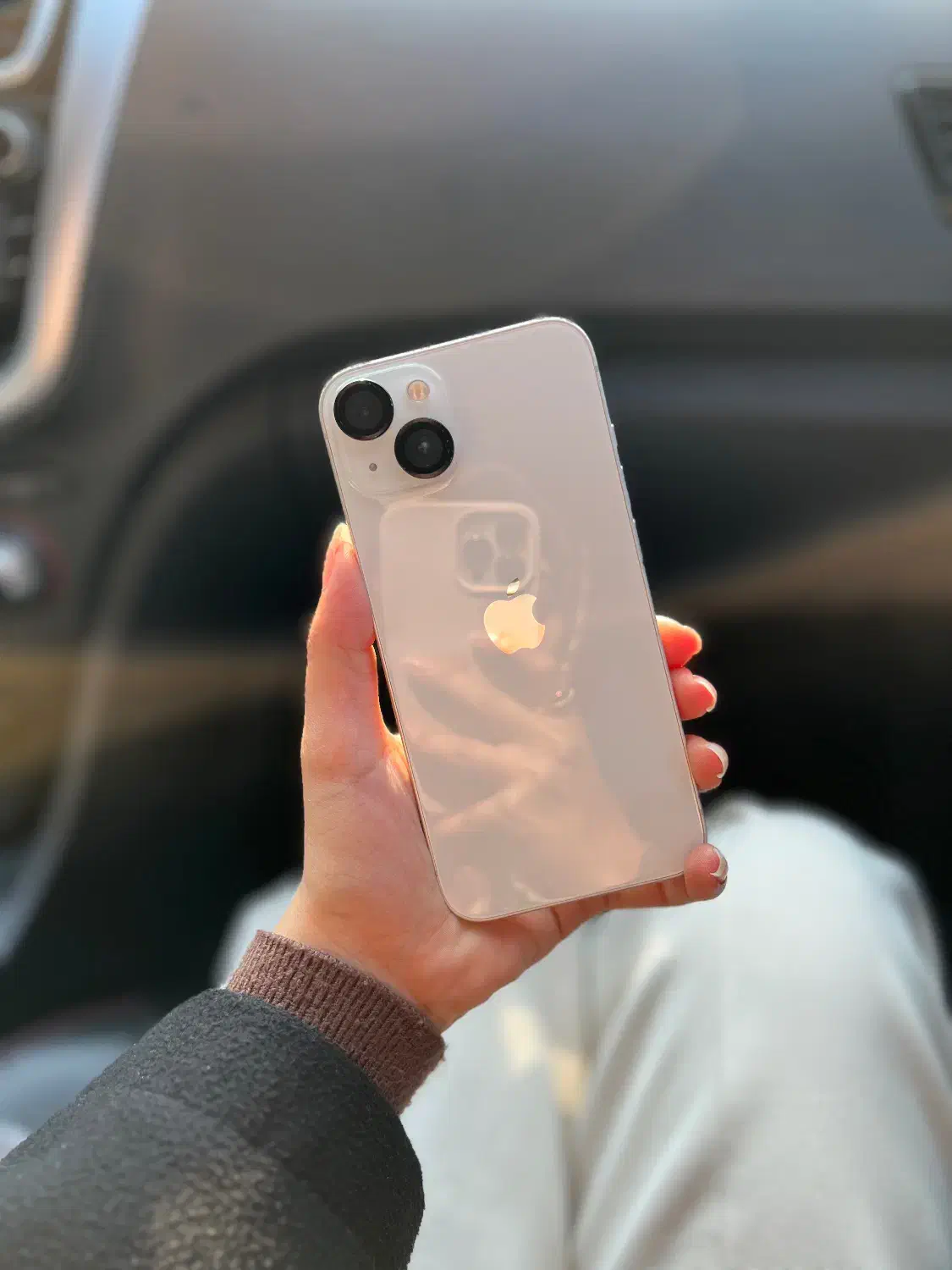 iphone 13 سفید|موبایل|رشت, منظریه|دیوار