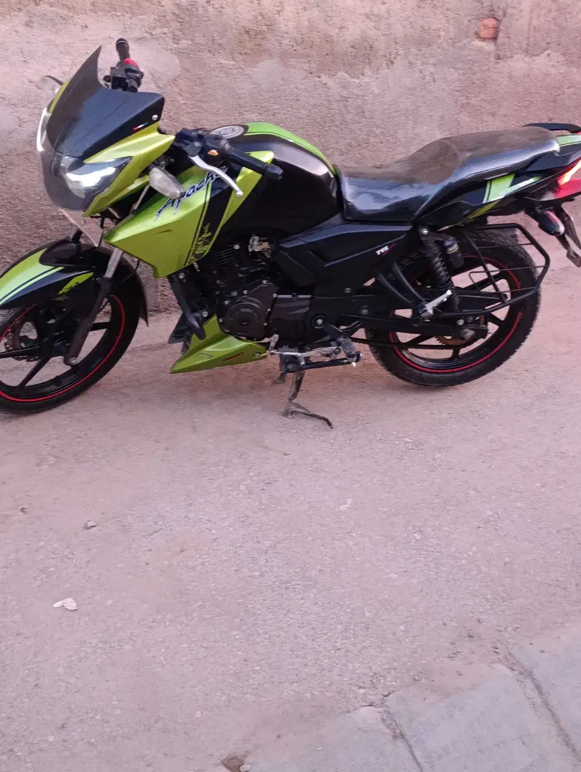 اپاچی160|موتورسیکلت|نیشابور, رحمت آباد|دیوار