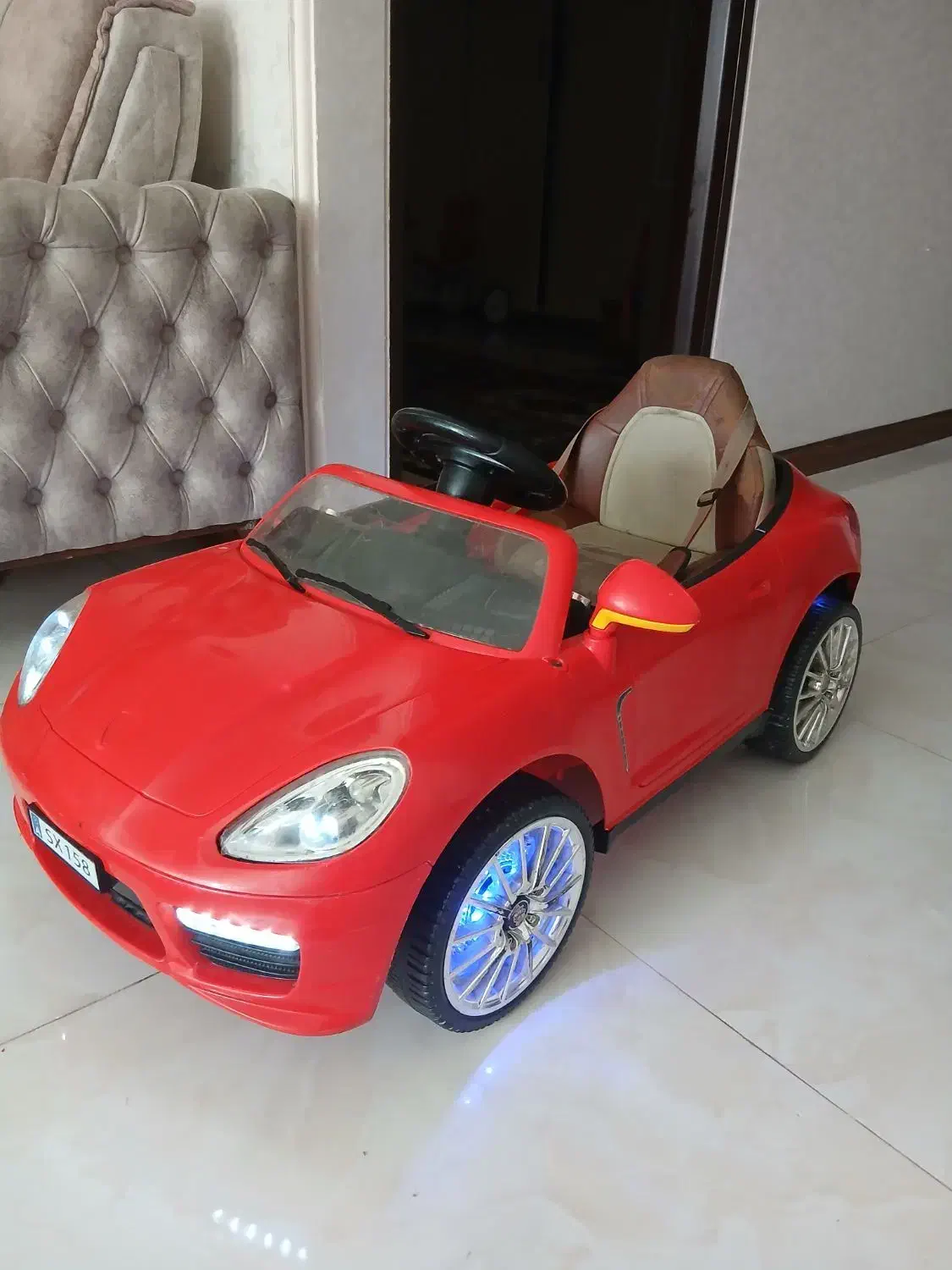 ماشین شارژی وکنترل دار سالم|اسباببازی بچه|اسلامشهر, شهرک قائمیه|دیوار