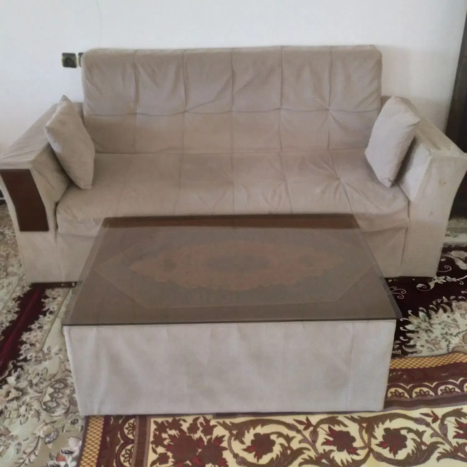 مبل ۶ نفره|مبلمان خانگی و میز عسلی|پارس‌آباد, |دیوار