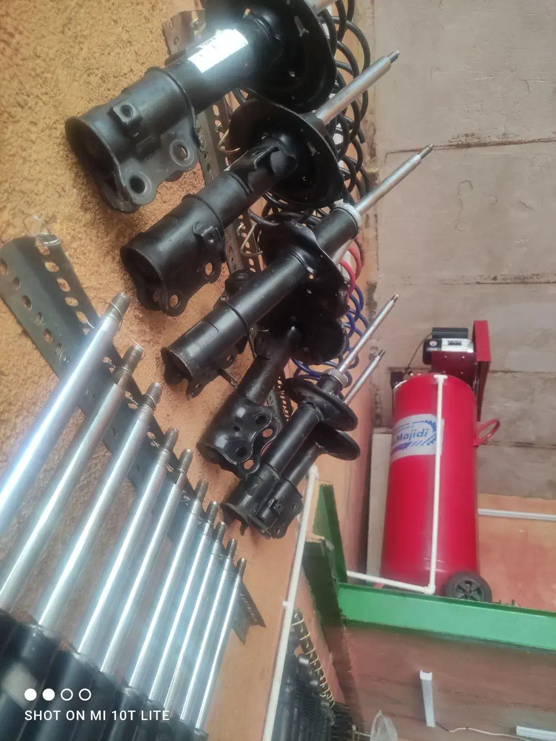 کمک فنر|قطعات یدکی و لوازم جانبی|تبریز, |دیوار