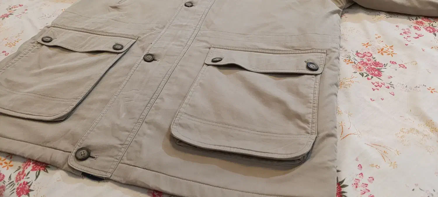 کاپشن کره‌ای|لباس|مشهد, طبرسی شمالی|دیوار