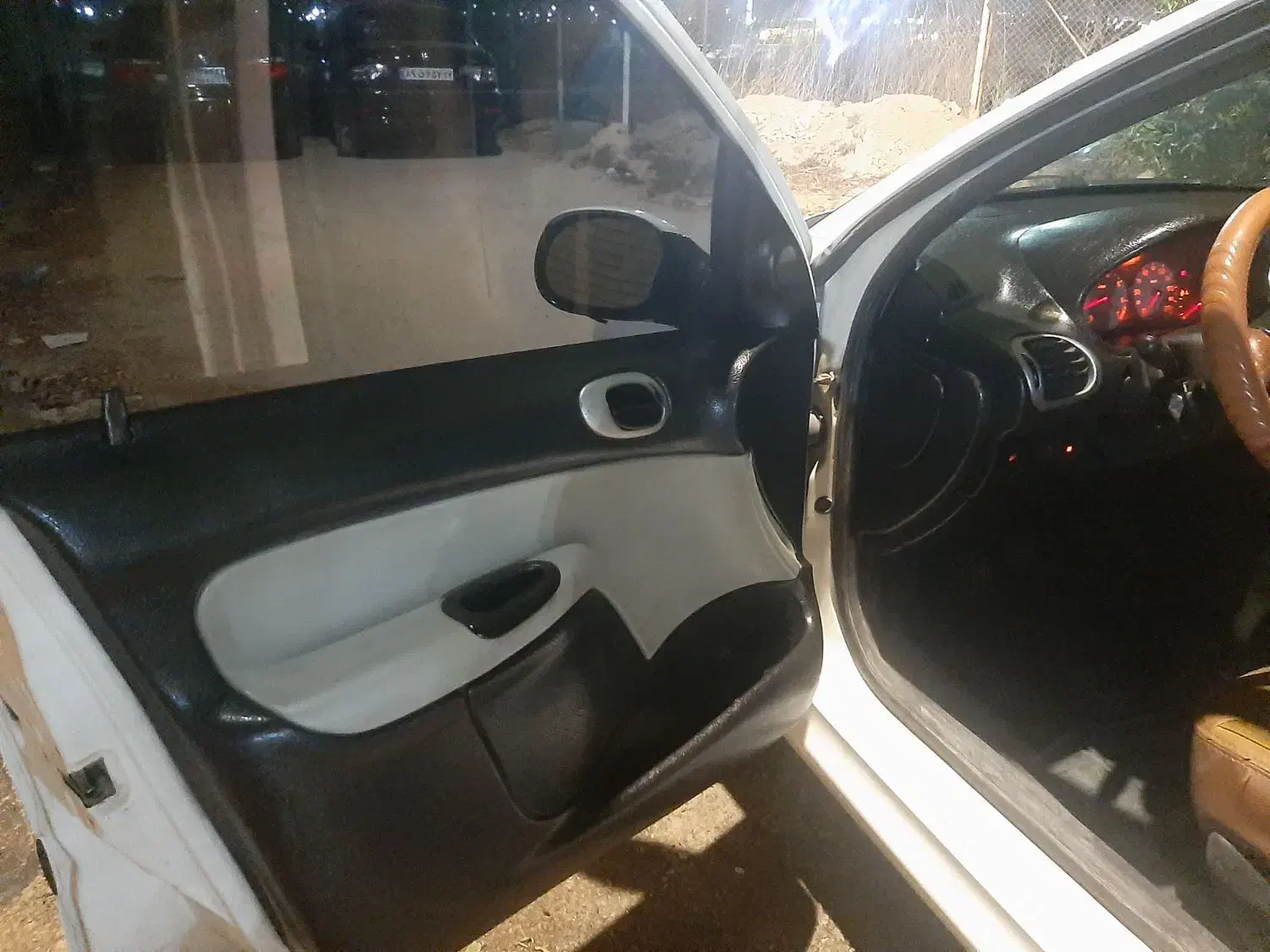 پژو ۲۰۶ V8 خانگی صندوقدار SD فرانسوی اصل آریان|خودرو سواری و وانت|آبادان, |دیوار