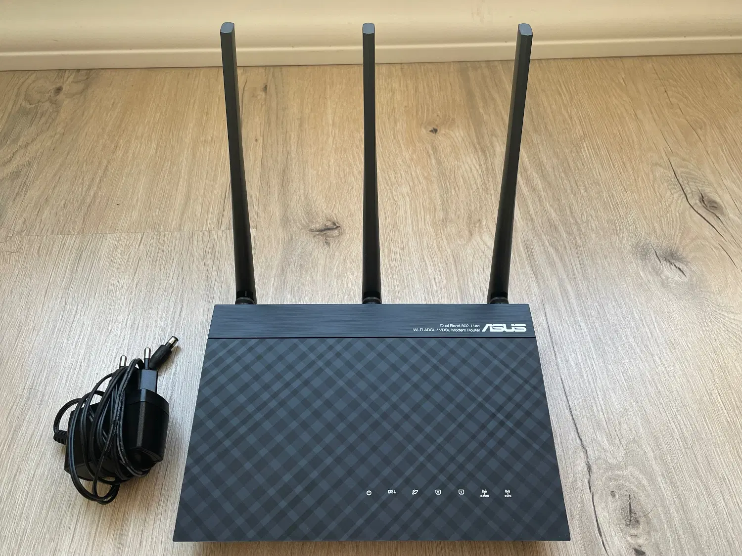 مودم adsl برند asus ac51|مودم و تجهیزات شبکه|تهران, گیشا|دیوار
