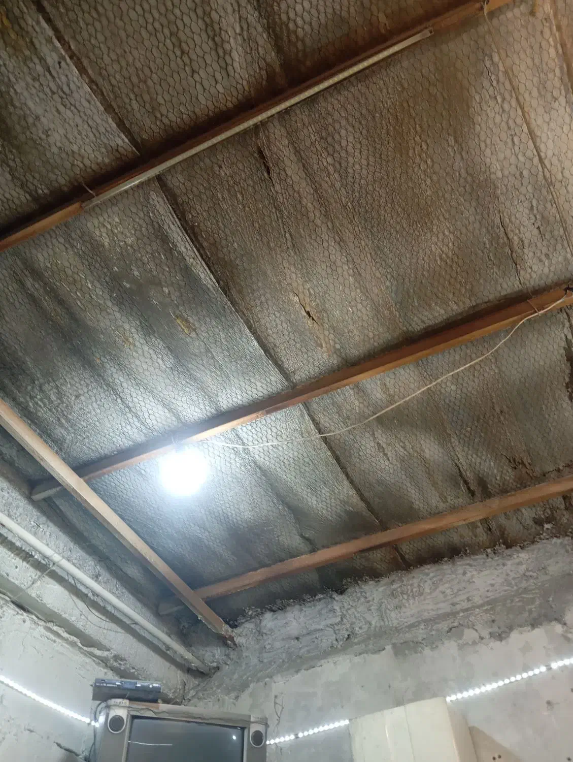 ایرانیت قوطی پروفیل کارکرده درحدنو|مصالح و تجهیزات ساختمان|مشهد, کوی المهدی|دیوار