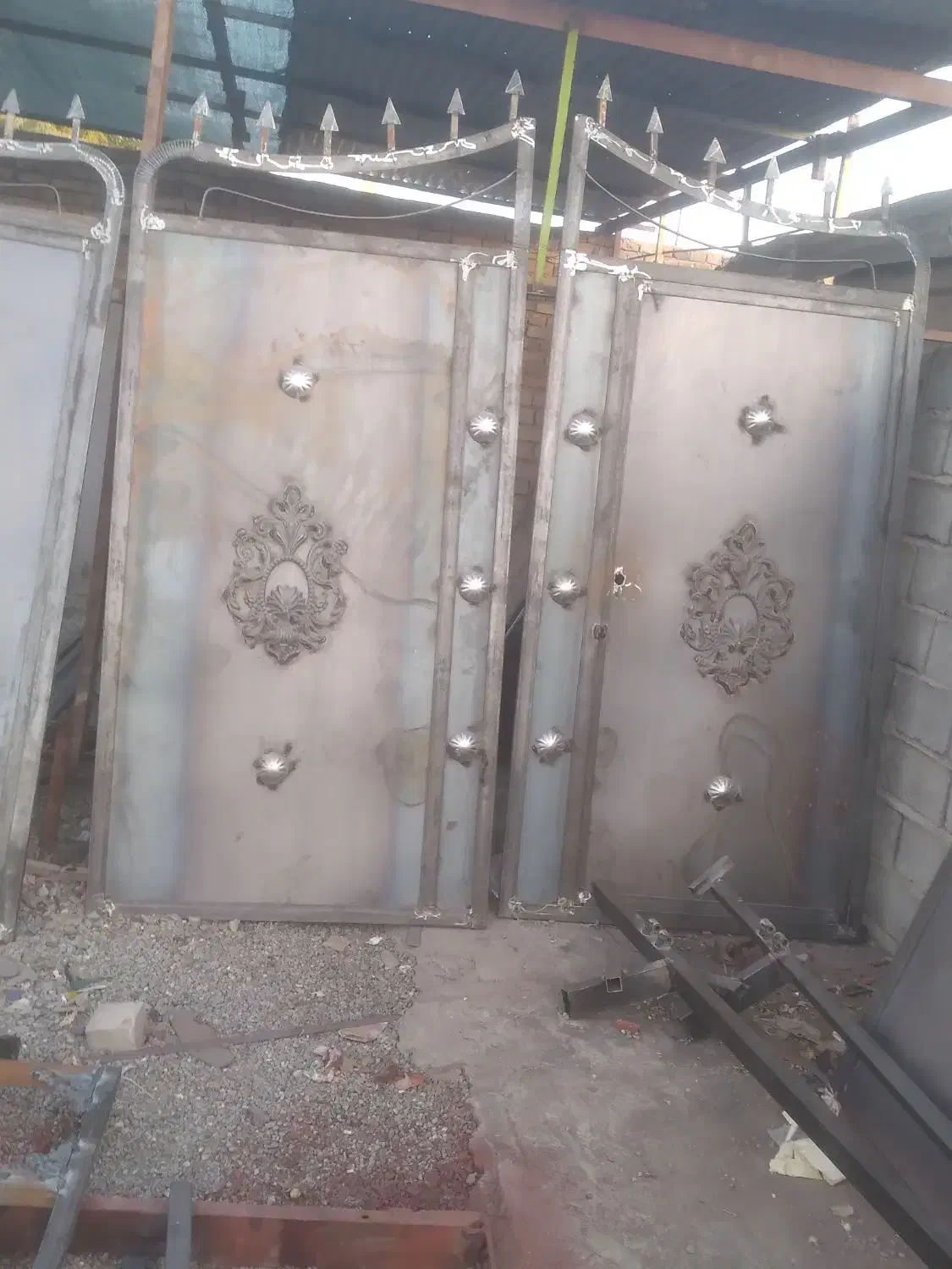 درب ویلایی و درب و پنجره نو و دسته دو|مصالح و تجهیزات ساختمان|ایرانشهر, |دیوار