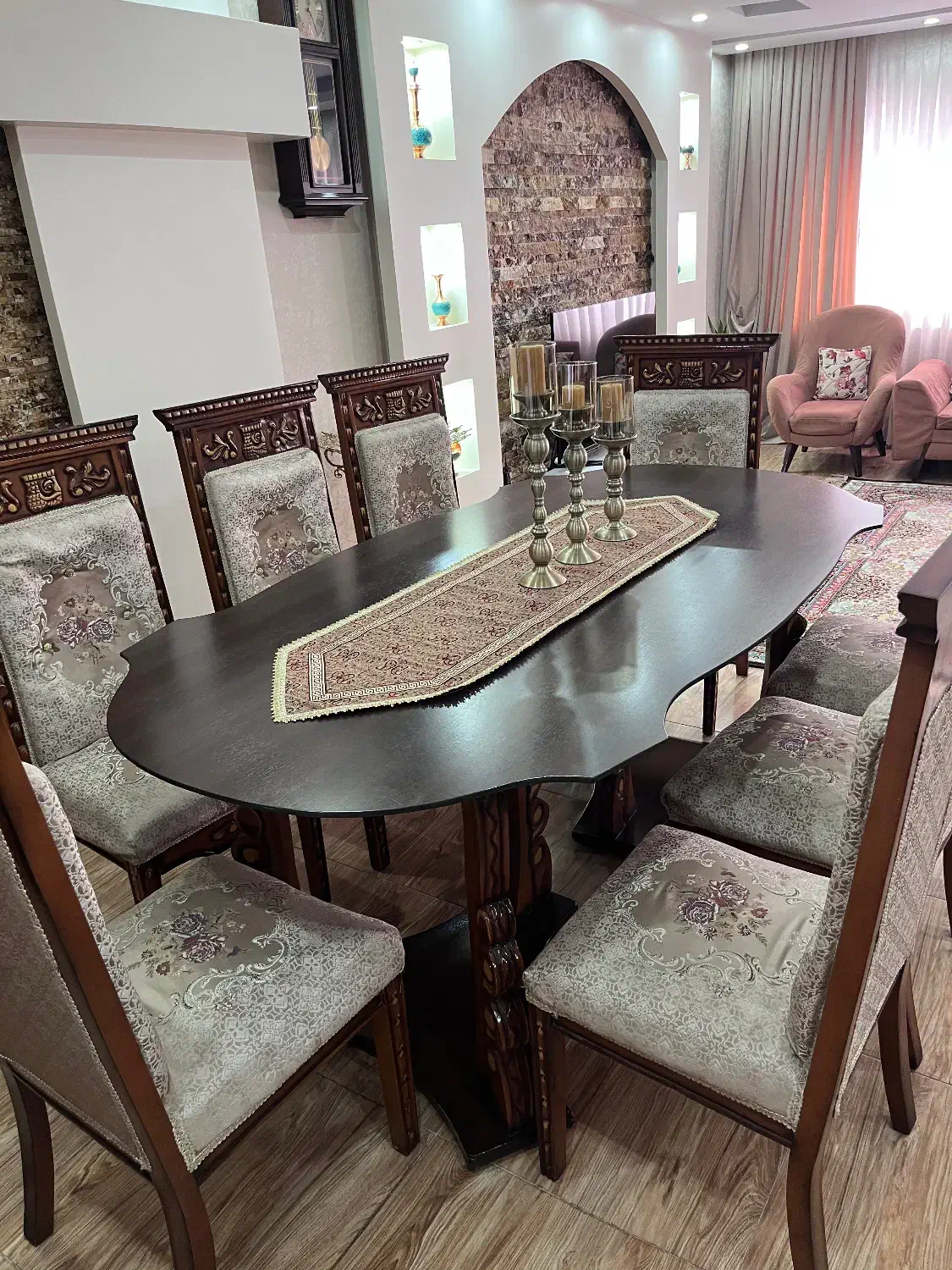 مبل ۹ نفره هخامنشی و میزنهارخوری|مبلمان خانگی و میز عسلی|اسلامشهر, شهرک واوان|دیوار