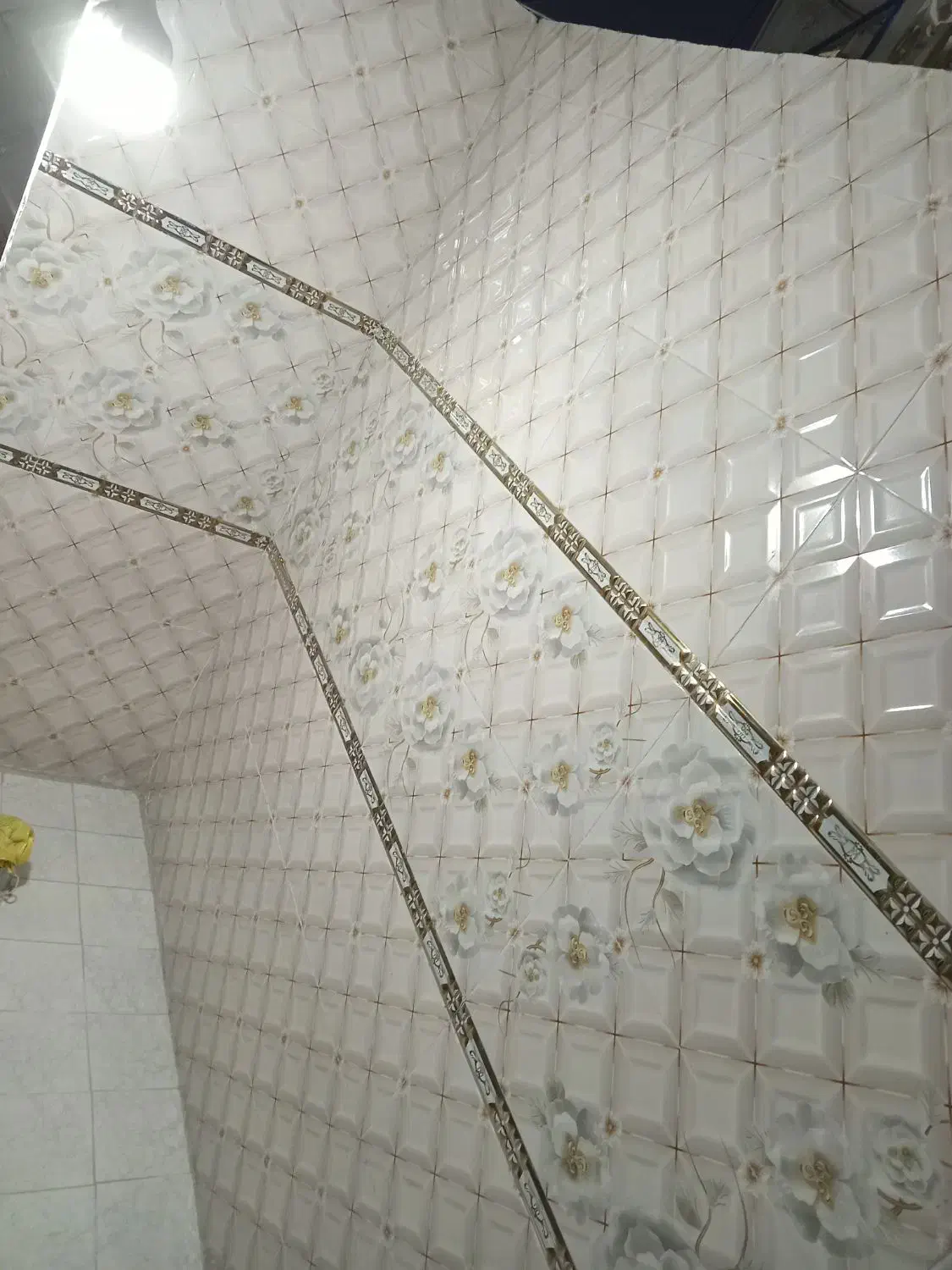 کاشی کاری و تخریب|خدمات پیشه و مهارت|رشت, احمد گوراب|دیوار