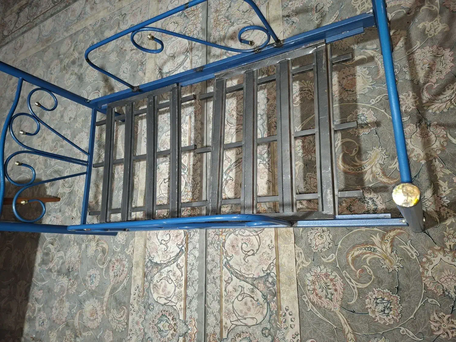 تختخواب تک نفره. کودک ونوجوان|تخت و سرویس خواب|دهدشت, |دیوار