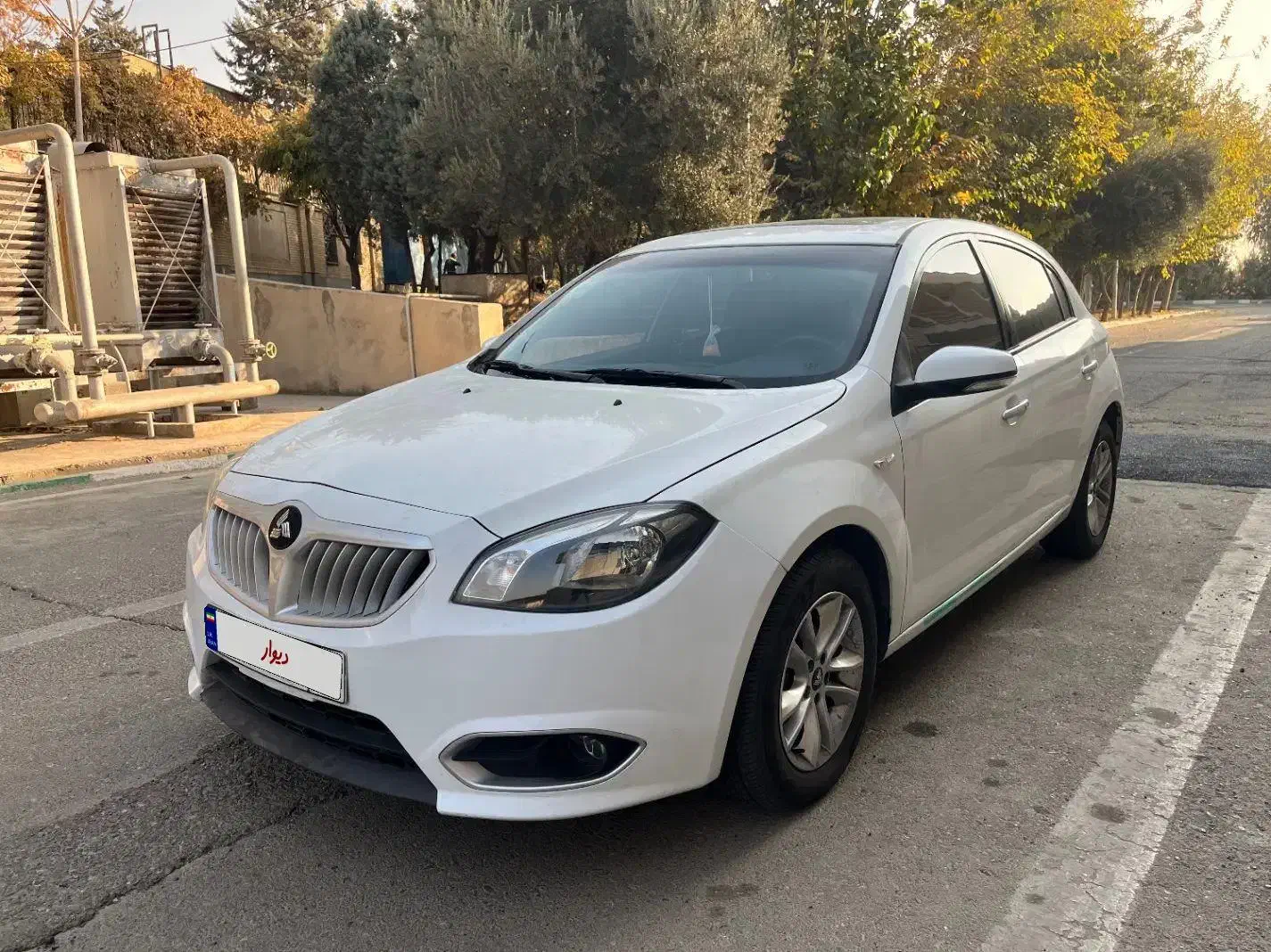 برلیانس H320 اتو ۱۶۵۰ بی رنگ|خودرو سواری و وانت|تهران, فردوس|دیوار