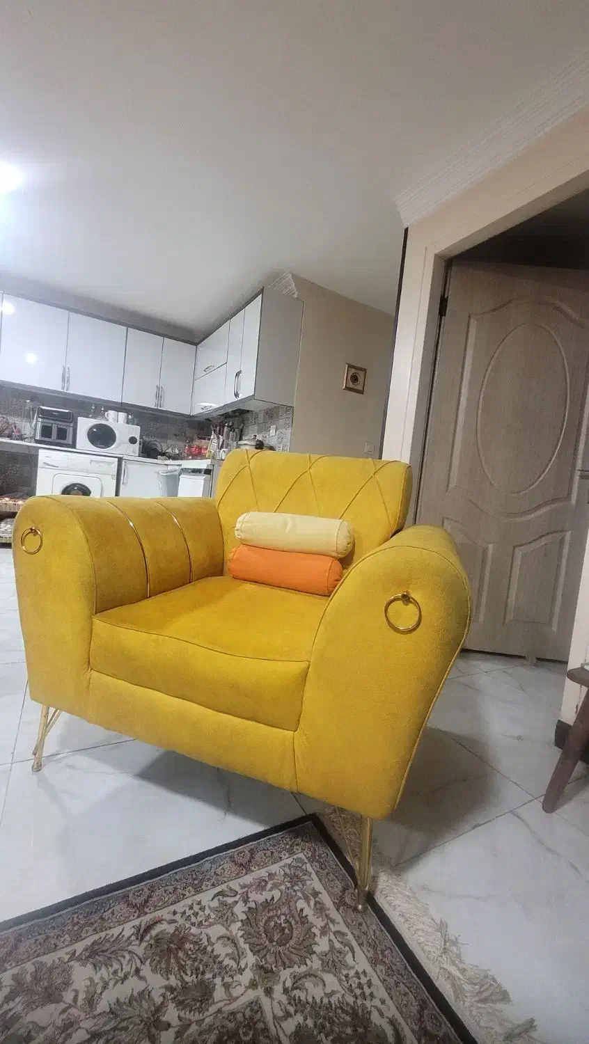 فروش مبل نیم ست ۷ نفره.|مبلمان خانگی و میز عسلی|تهران, مدائن|دیوار