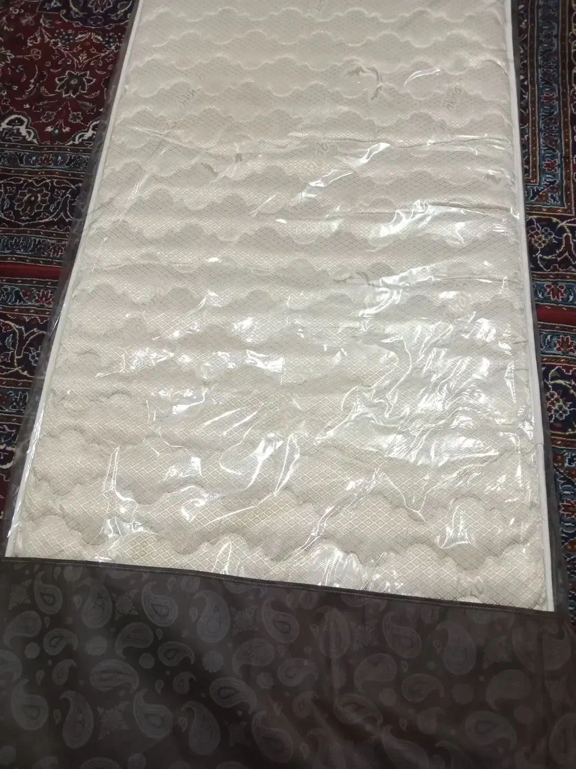 تشک طبی یک نفره|تشک تختخواب|کاشان, درب اصفهان|دیوار