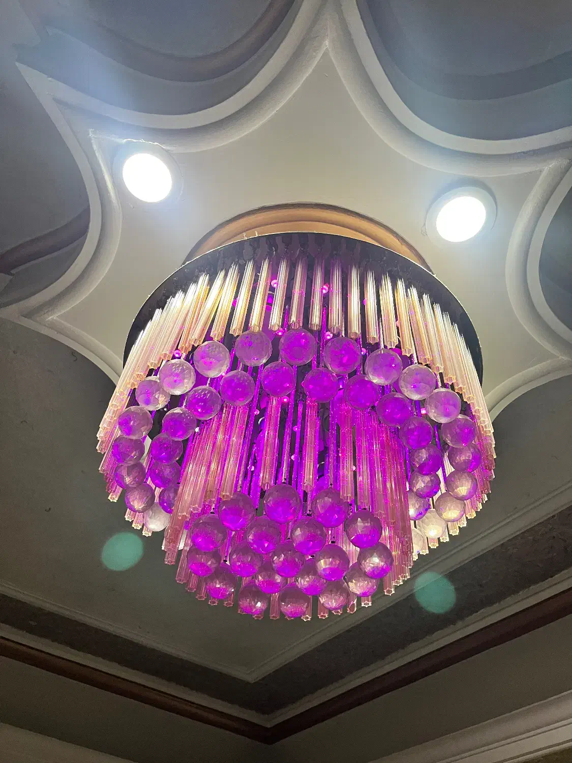 سه میلیون|لوستر و چراغ آویز|اسلام‌شهر, شهرک لاله|دیوار