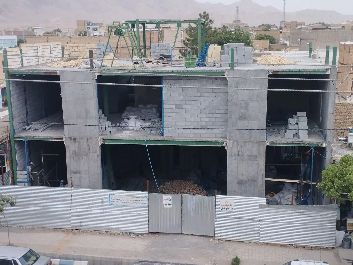 کارگر روز مزد ساختمانی(کار در تربت حیدریه)|استخدام معماری، عمران و ساختمانی|زاوه, |دیوار