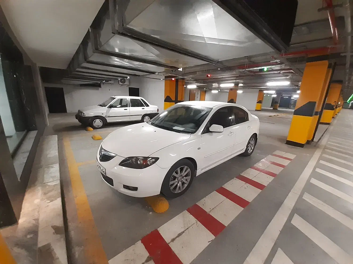 مزدا۳|خودرو سواری و وانت|اصفهان, خانه اصفهان|دیوار