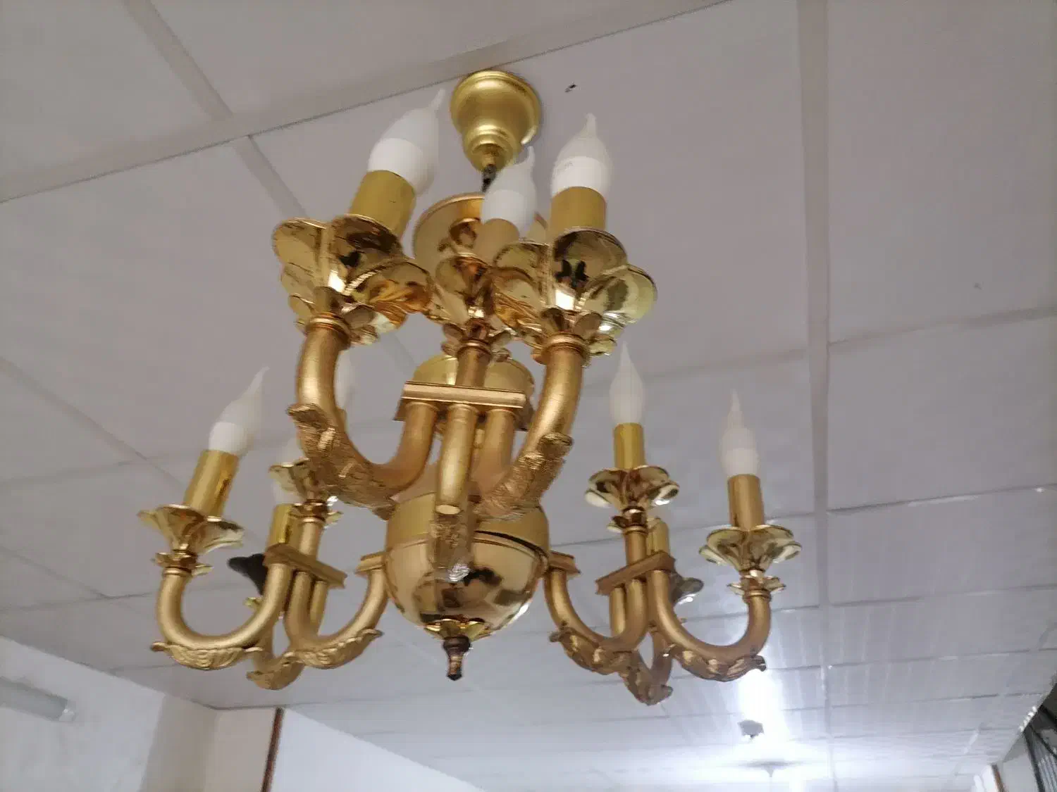 لوستر برنجی سنگین با روکش آب طلا|لوستر و چراغ آویز|مشهد, شهید رضوی|دیوار