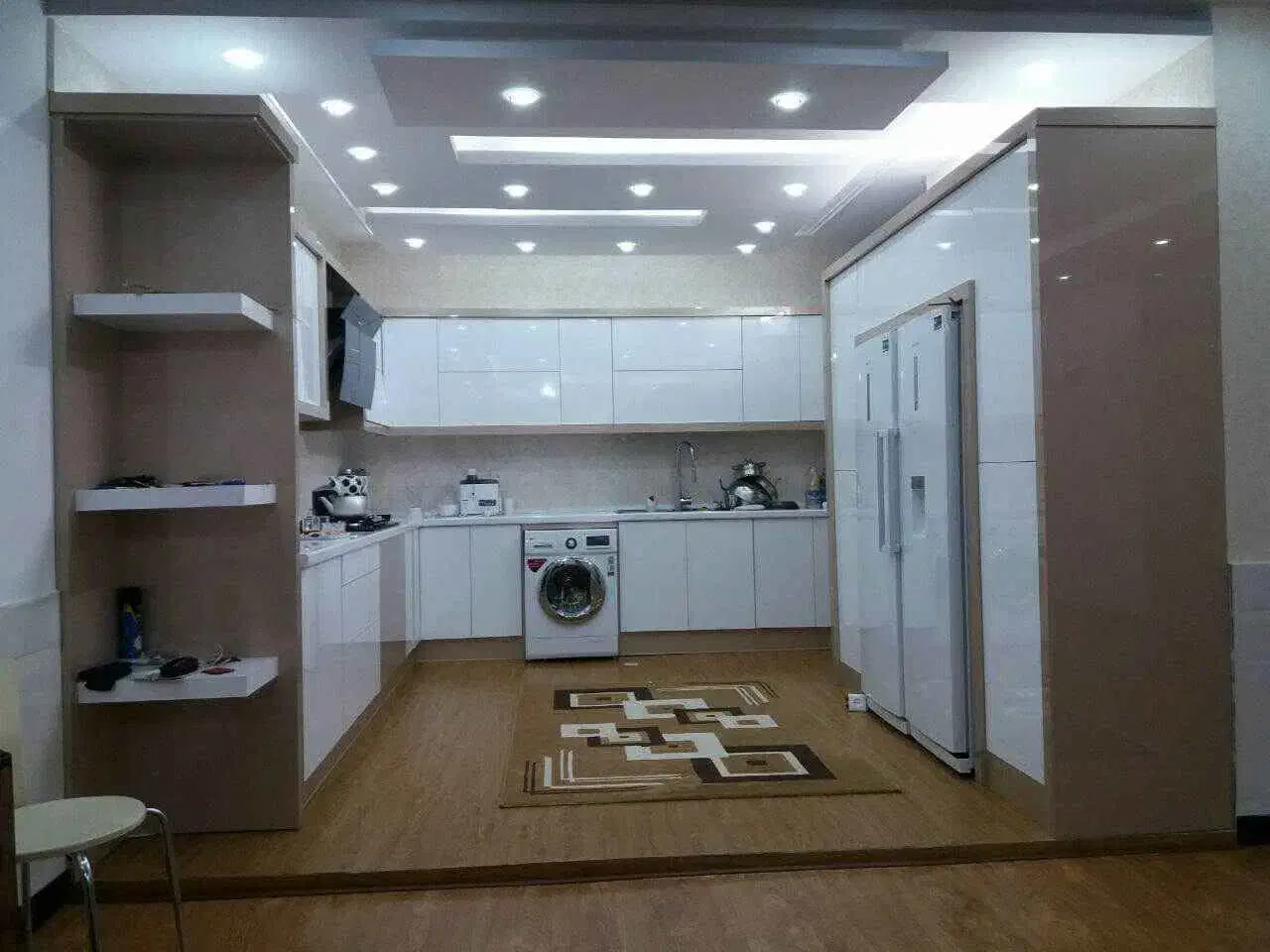 ساخت و اجرای کابینت آشپزخانه و کمد دیواری|خدمات پیشه و مهارت|بم, |دیوار