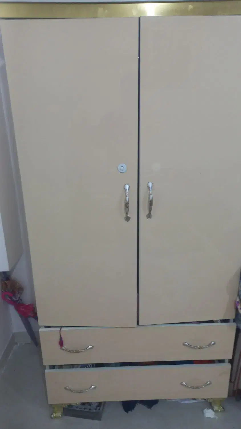 کمد دراور، مانیتور ۲۰ اینچ، میز کامپیوتر و قاب|جاکفشی، کمد، دراور|برازجان, |دیوار