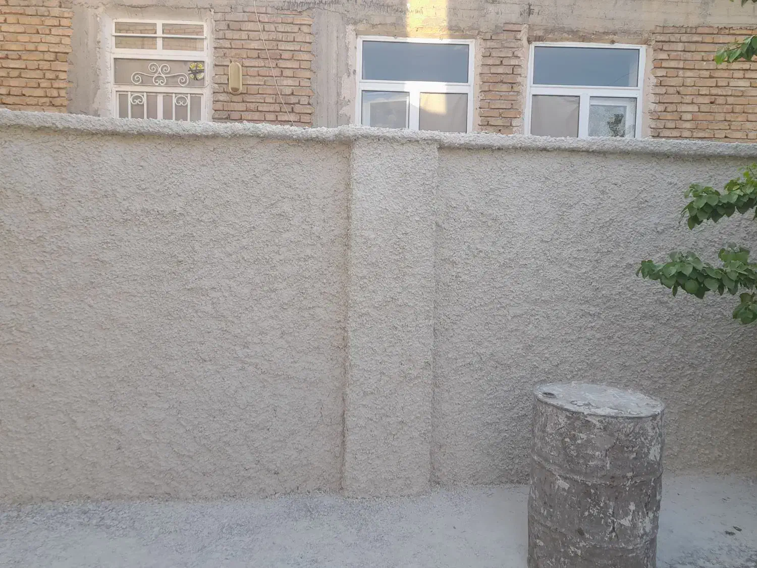 سیمانکاری حسین|خدمات پیشه و مهارت|نوشین شهر, |دیوار