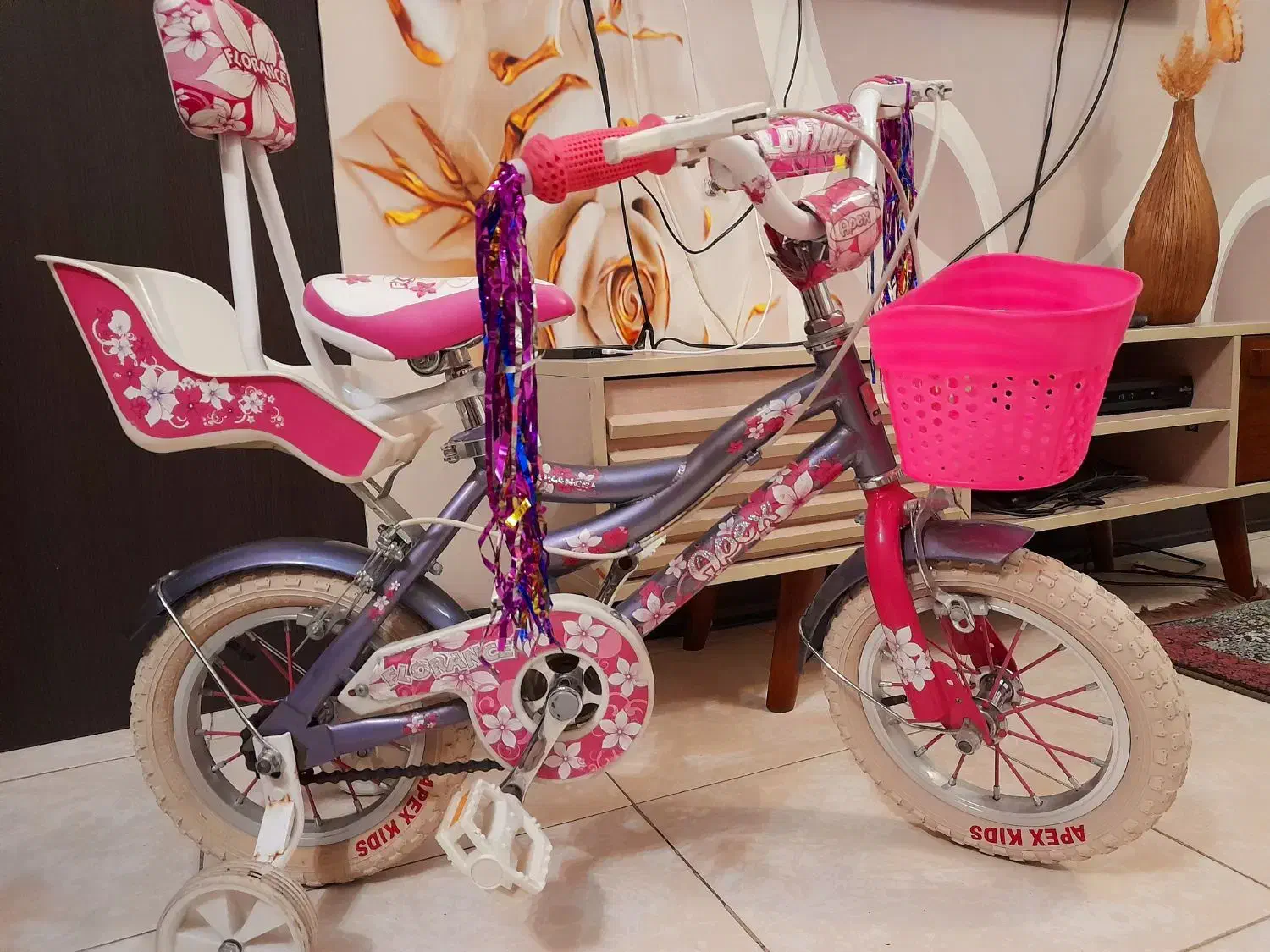 دوچرخه خارجی برند اپکس سایز ۱۲ مناسب هدیه|دوچرخه، اسکیت، اسکوتر|پردیس, فاز ۳|دیوار