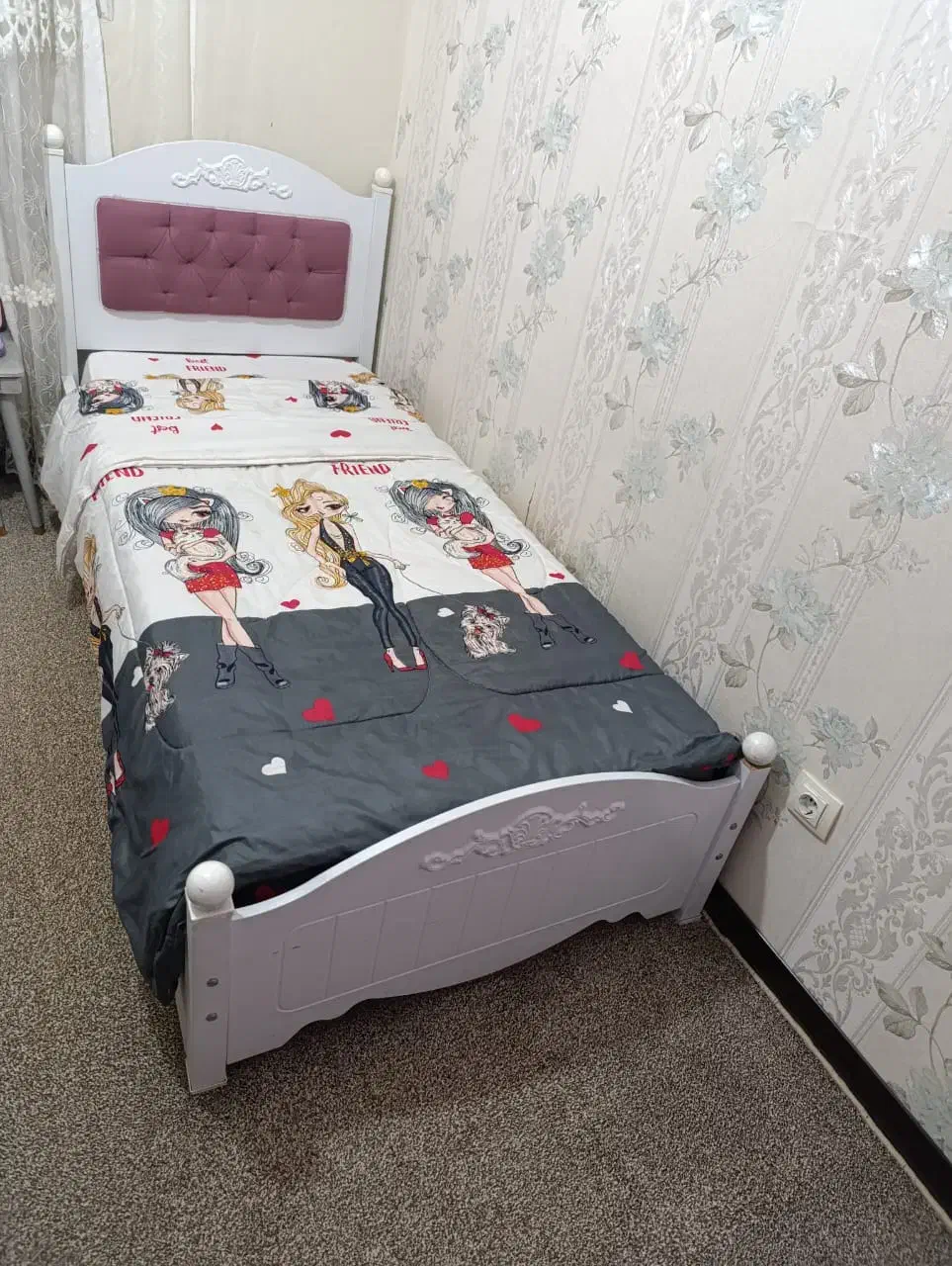 تخت تک نفره درحدنوباتشگ یکسال نمیشه خریدم|تخت و سرویس خواب|بندر ماهشهر, |دیوار