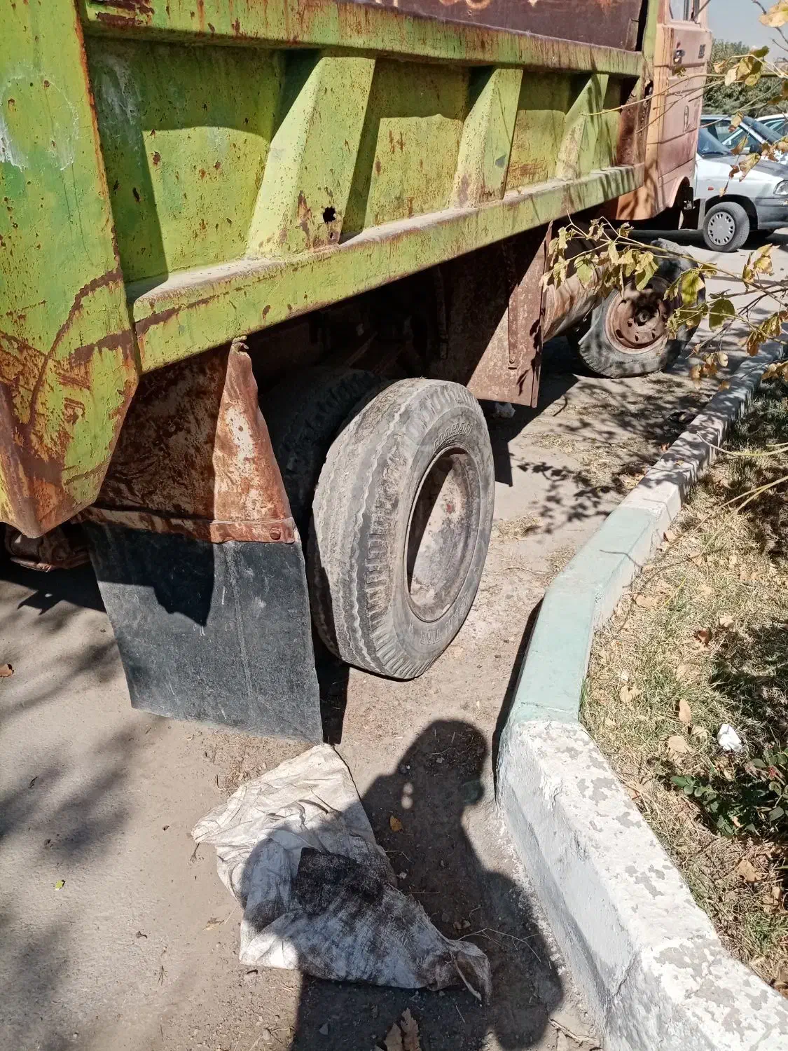 خاور 808|خودرو سنگین|فلاورجان, |دیوار