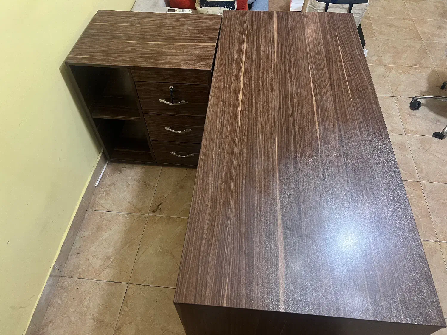 میز اداری L  ام دی اف|دفتر کار|رشت, سعدی (تختی)|دیوار