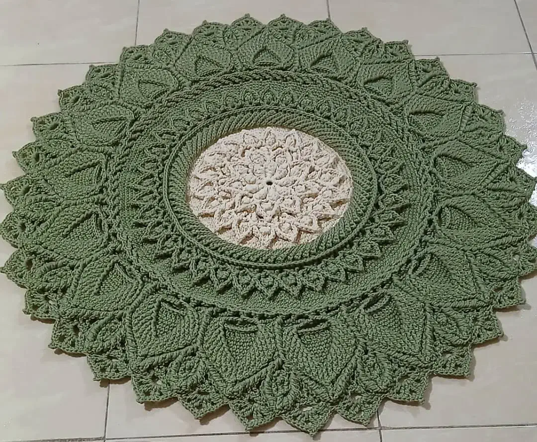 فرشینه سبز قطر ۱متر آماده تحویل و ارسال|فرش|تهران, علی‌آباد|دیوار