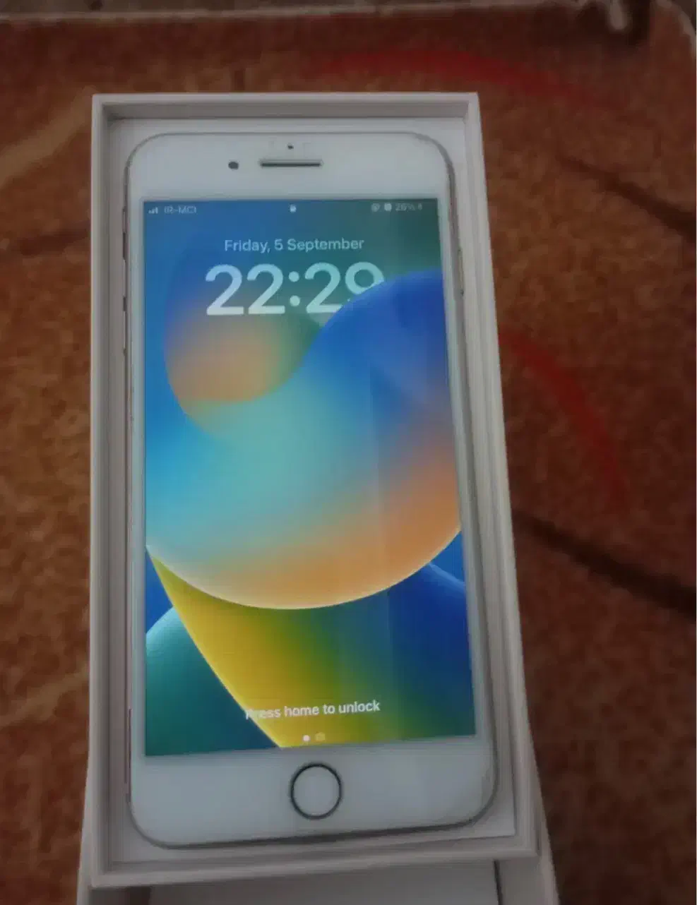 اپل 8پلاس|موبایل|یزد, |دیوار