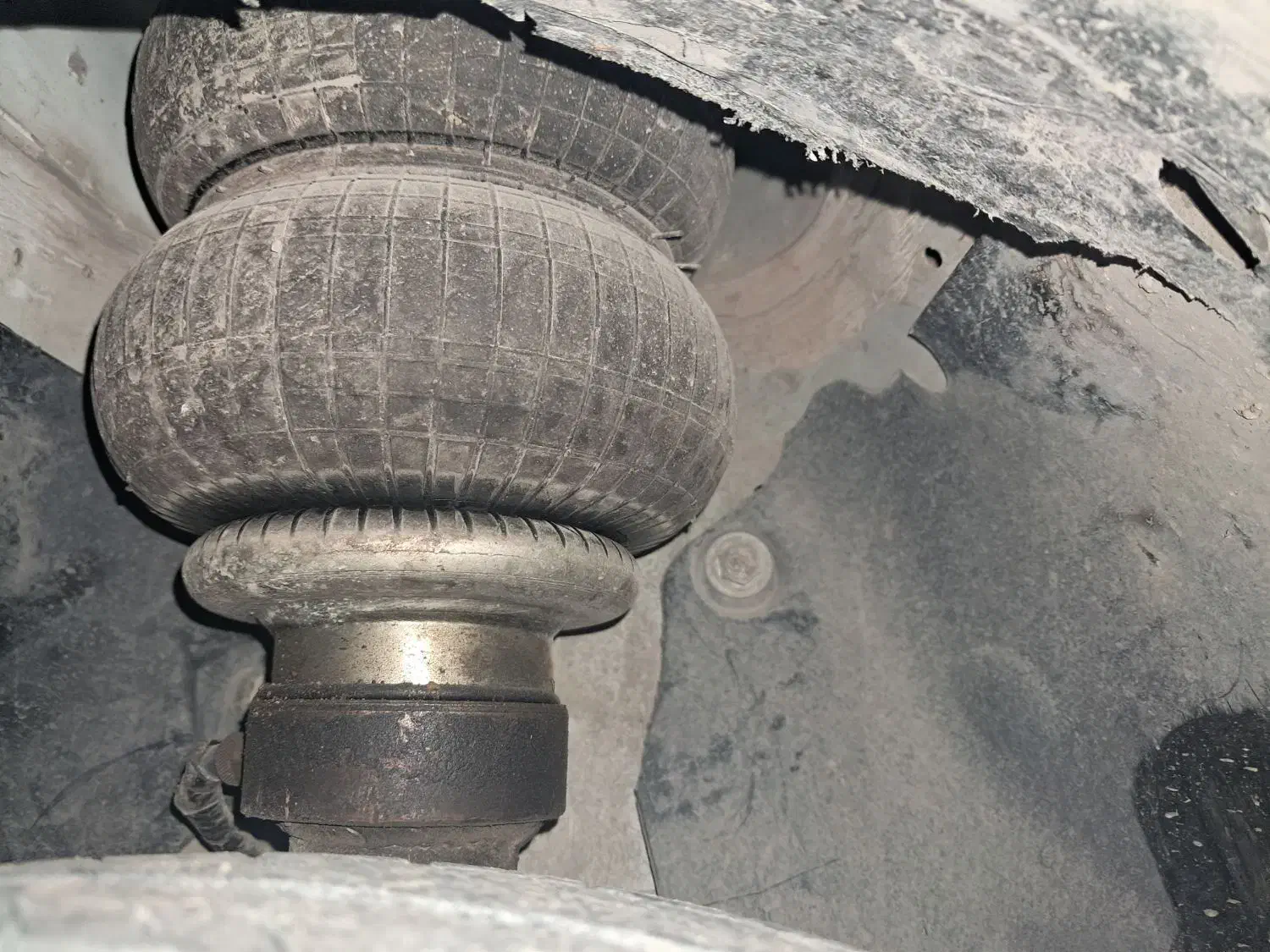 کمک پنوماتیک سیستم هدرز چراغ هلا|قطعات یدکی و لوازم جانبی|بجنورد, |دیوار