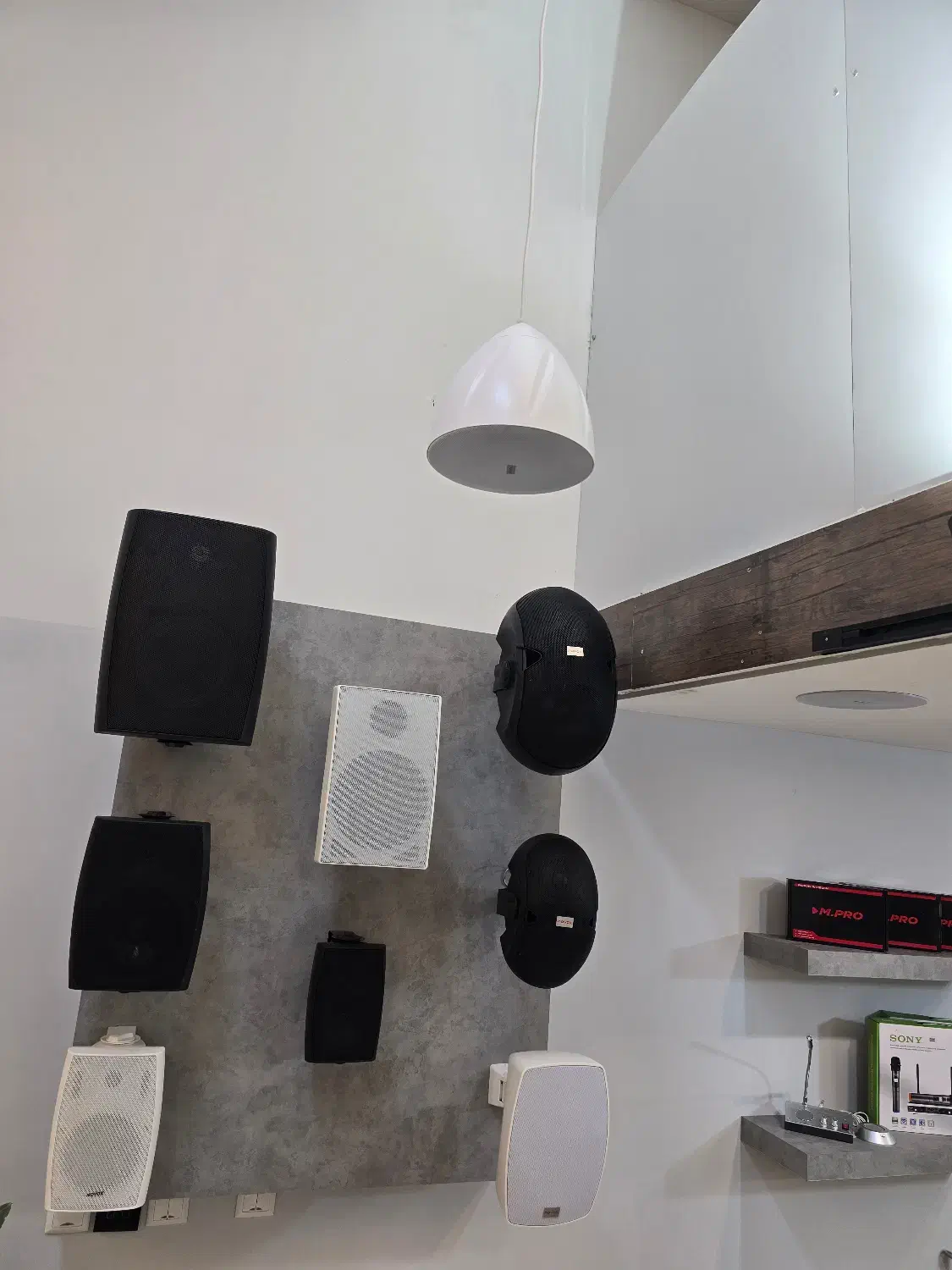 اسپیکر آویز سقفی اهمی ولتی novox|سیستم صوتی خانگی|شیراز, وصال|دیوار